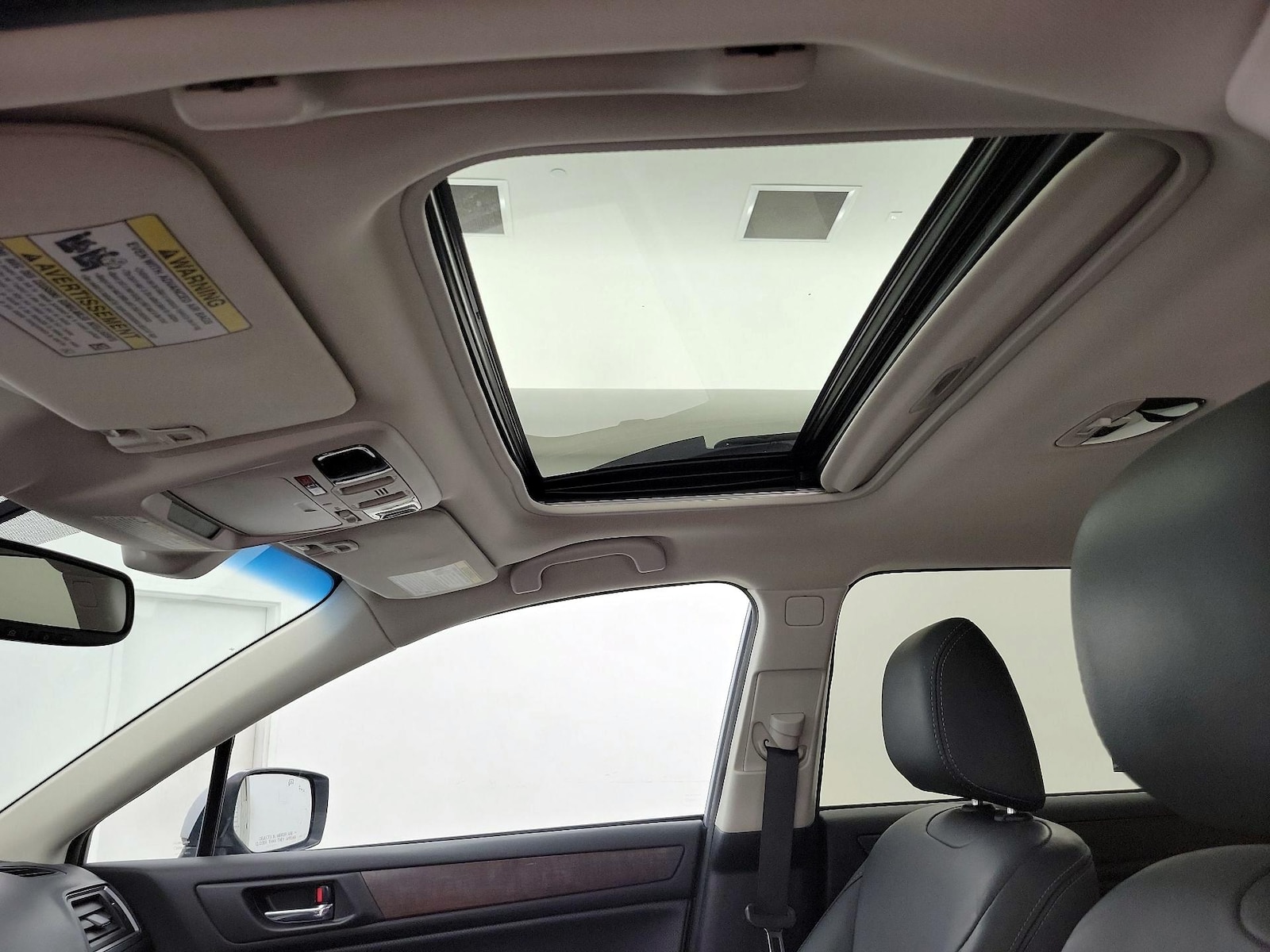 Sunroof(s) & Overhead Airbags