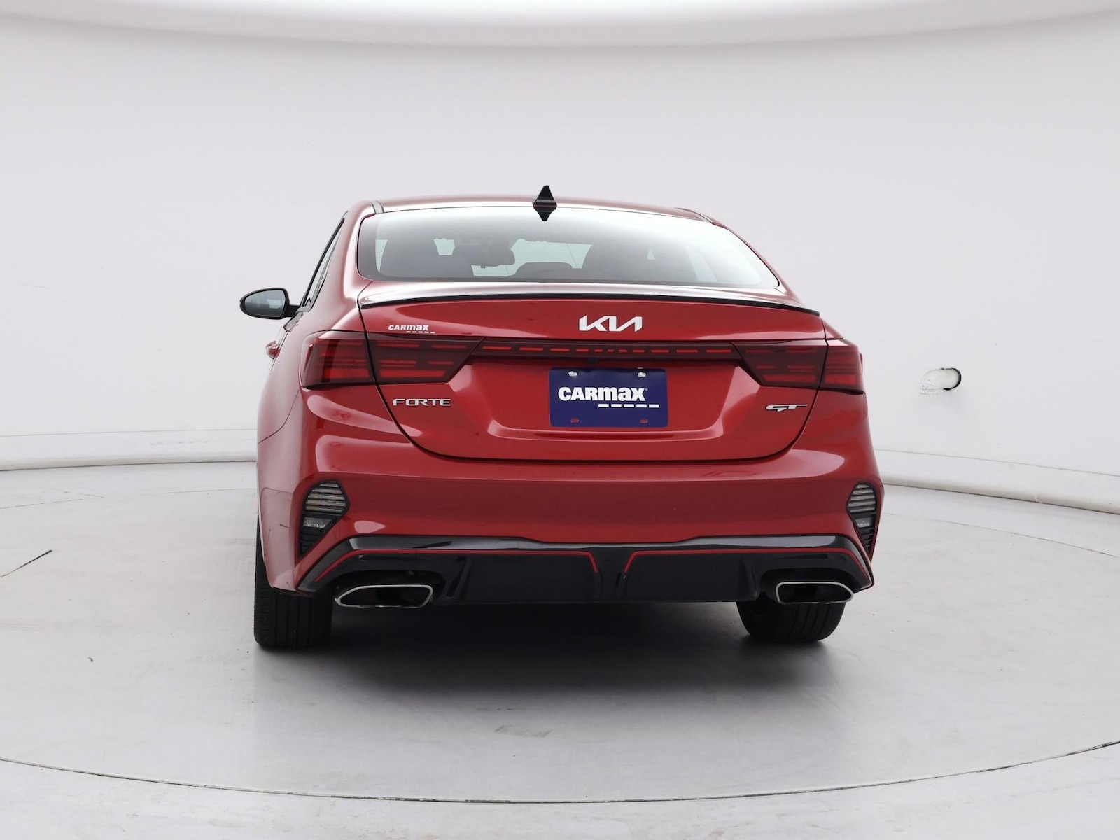 2023 Kia Forte GT - Photo 7