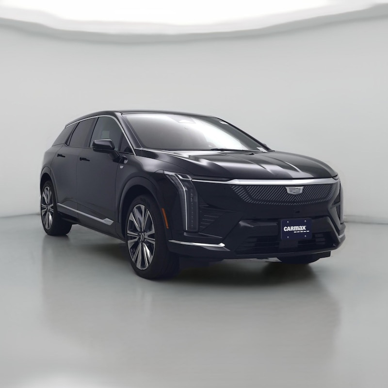 2025 Cadillac OPTIQ Luxury 2