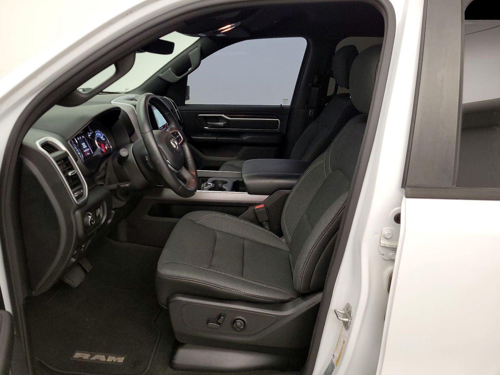 Power Seat(s) & Side Airbags