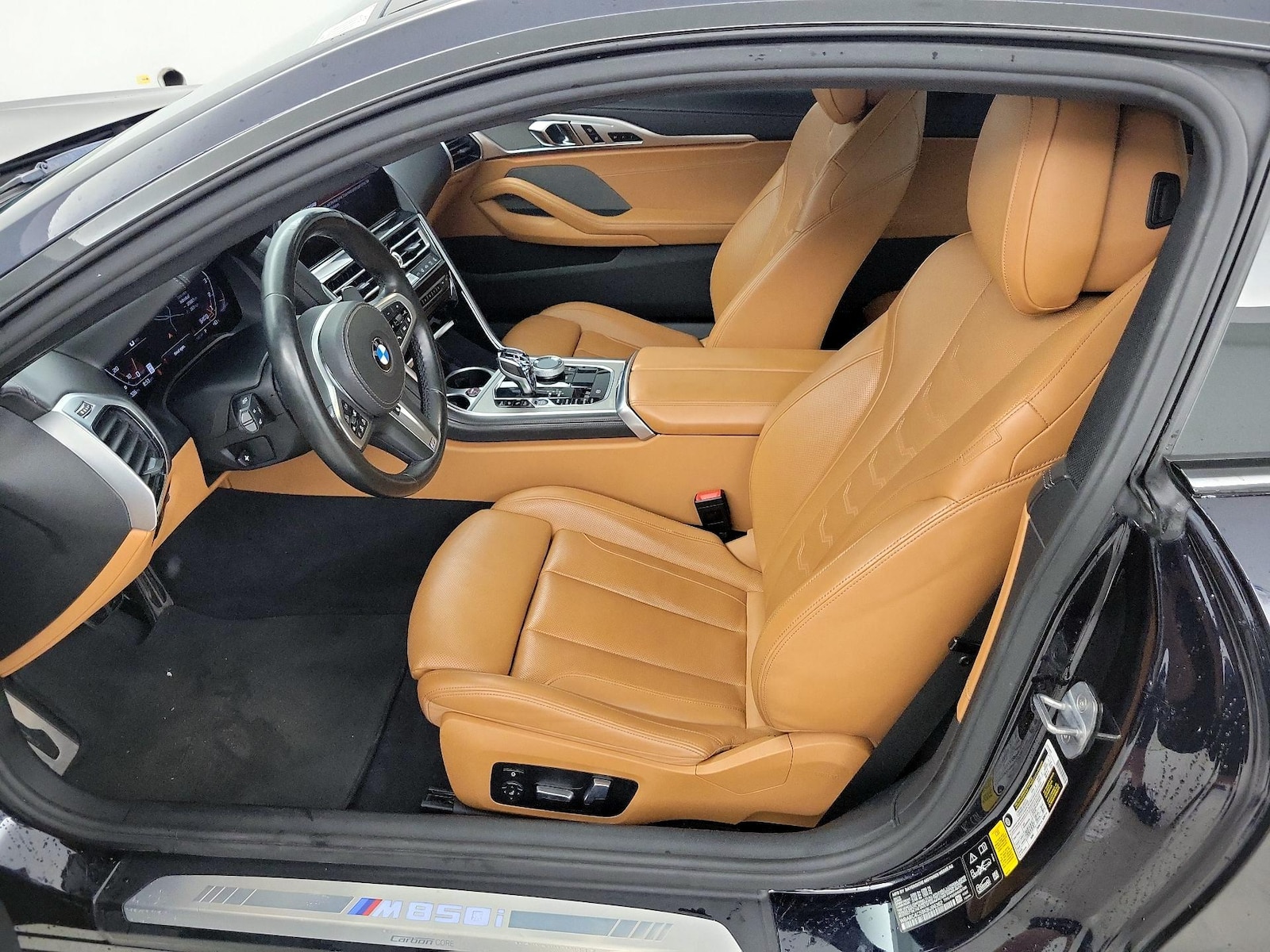 2019 BMW 8 Series M850i - Photo 12