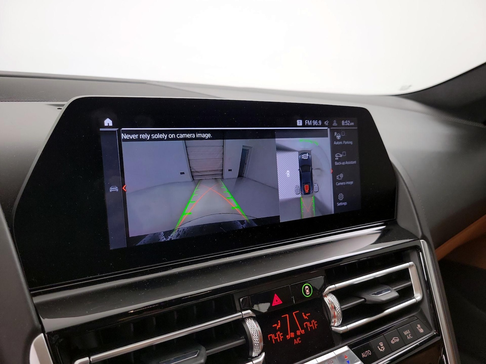 2019 BMW 8 Series M850i - Photo 16
