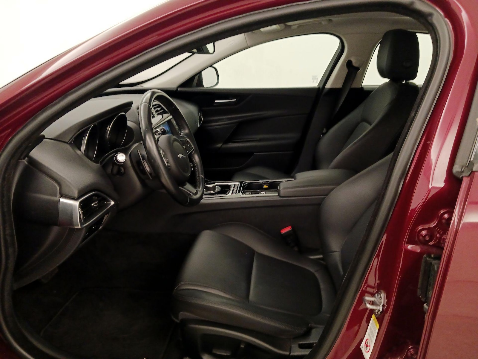 Power Seat(s) & Side Airbags