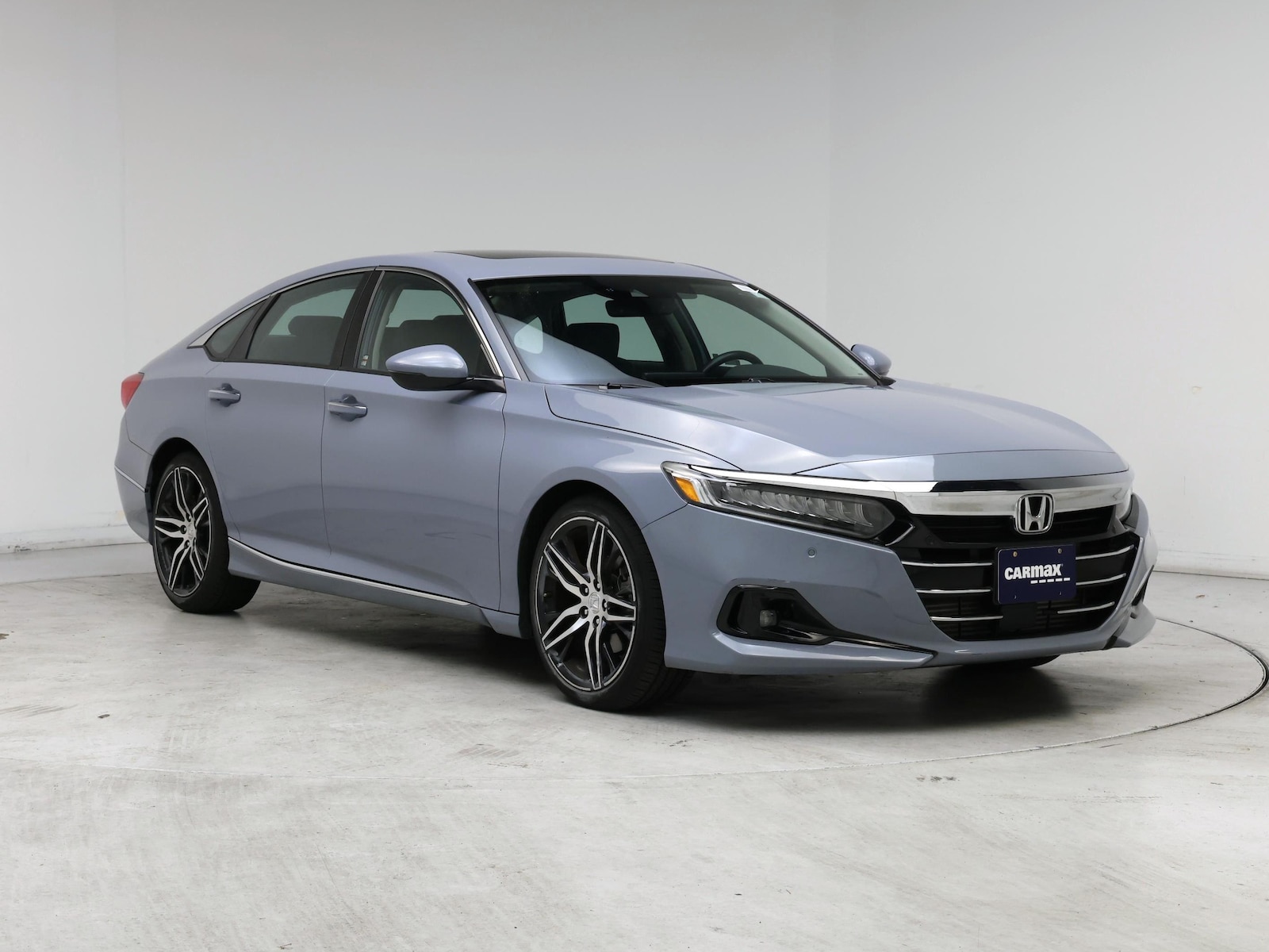 2021 Honda Accord Touring - Photo 2
