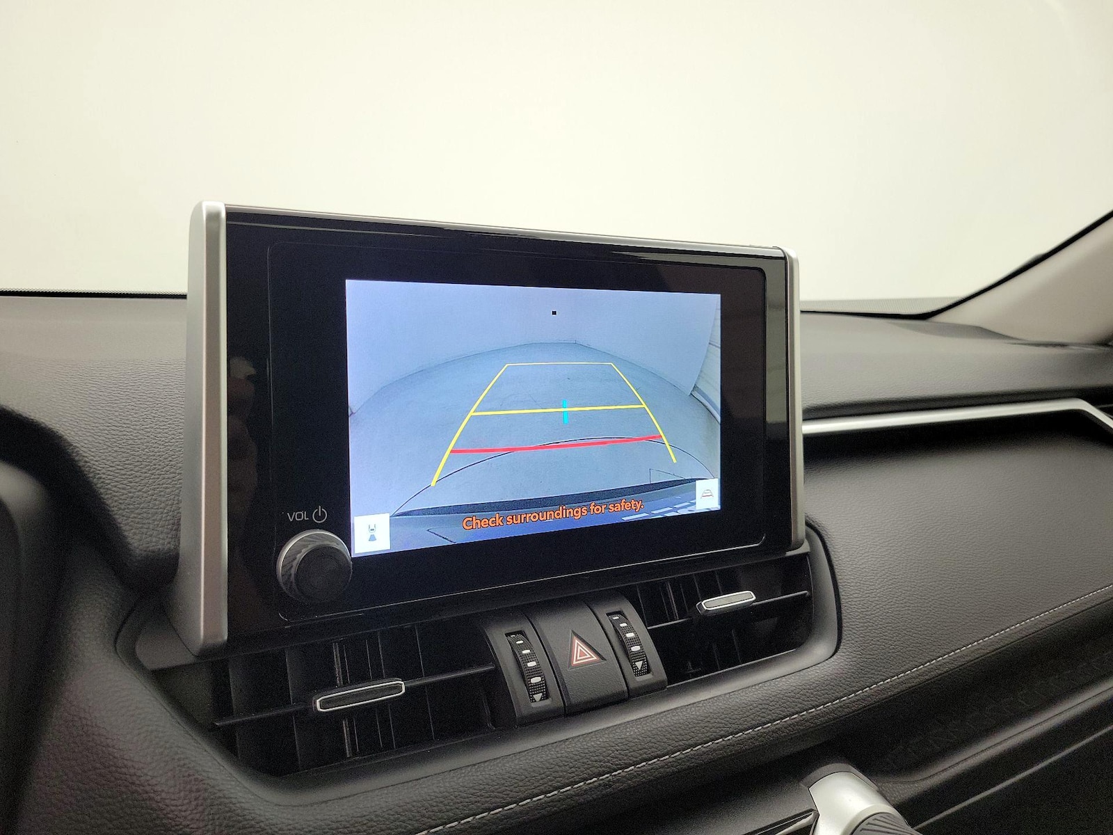 2024 Toyota RAV4 XLE Premium - Photo 15