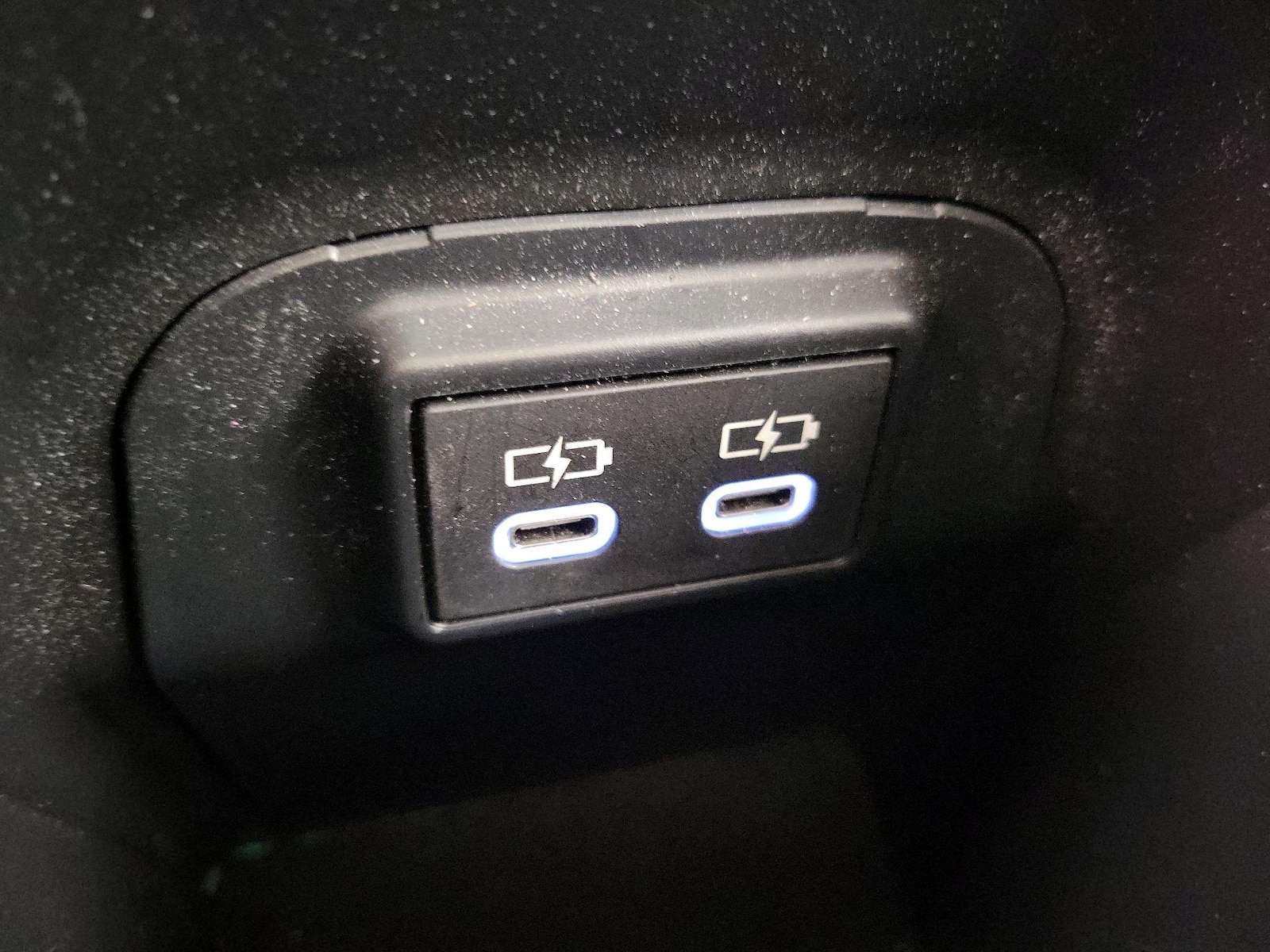 2024 Toyota RAV4 XLE Premium - Photo 19