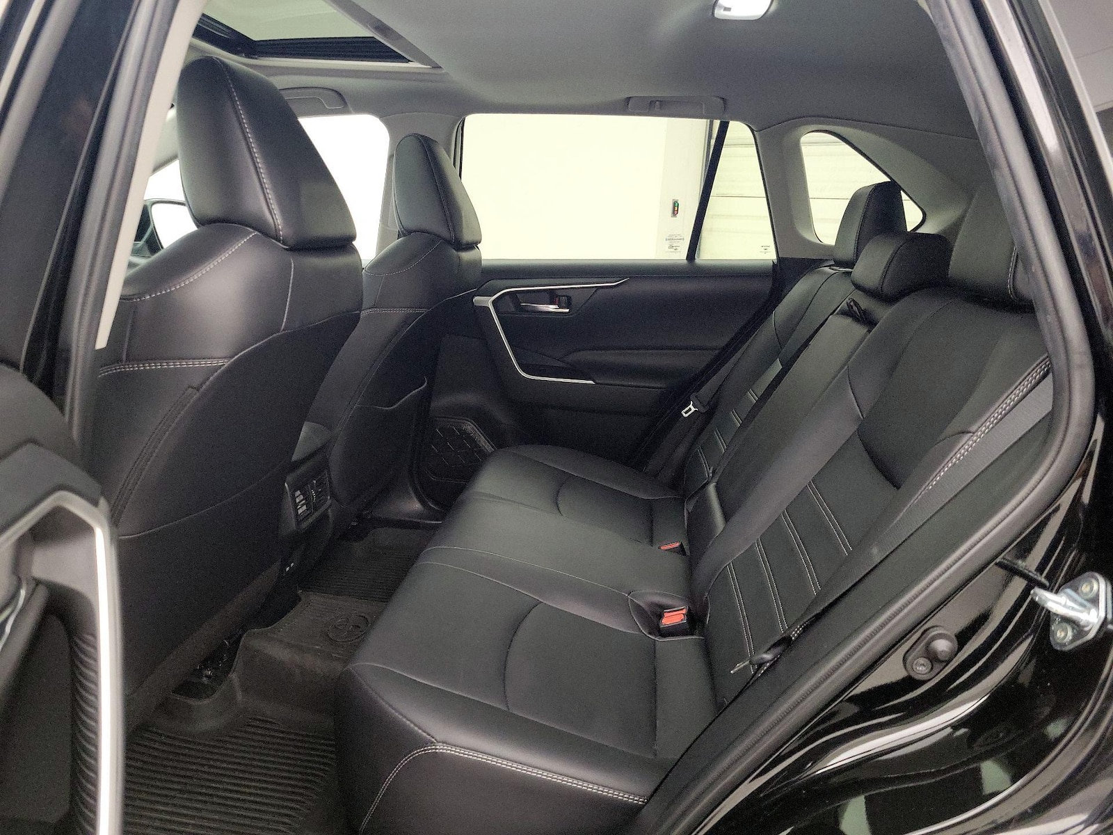 2024 Toyota RAV4 XLE Premium - Photo 21