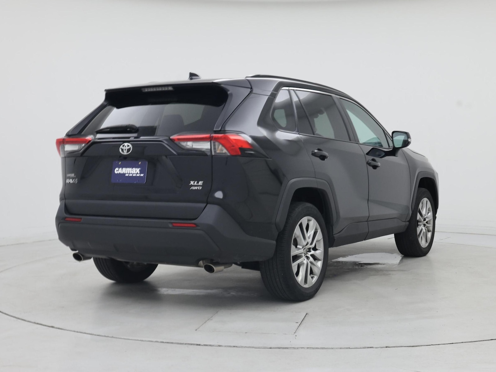 2024 Toyota RAV4 XLE Premium - Photo 9
