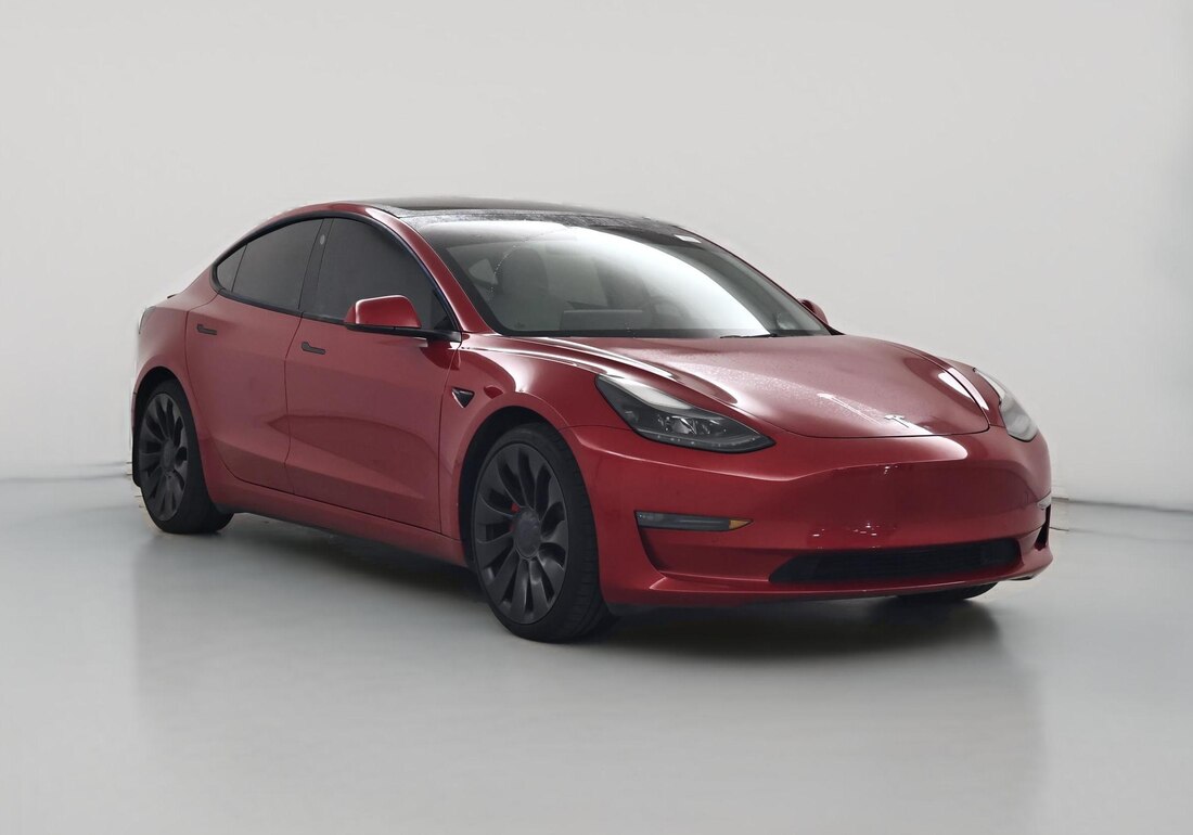 2022 Tesla Model 3 Performance in Red — CarMax photo