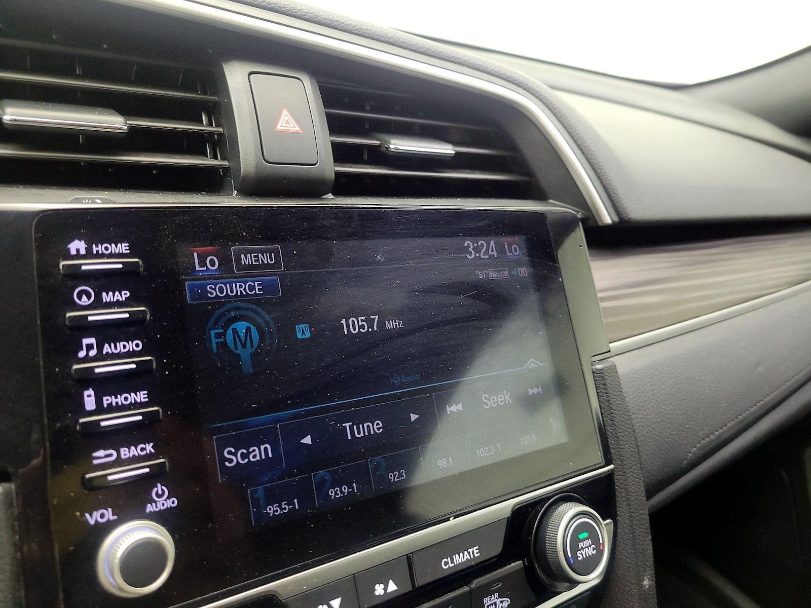 2020 Honda Civic Touring - Photo 15