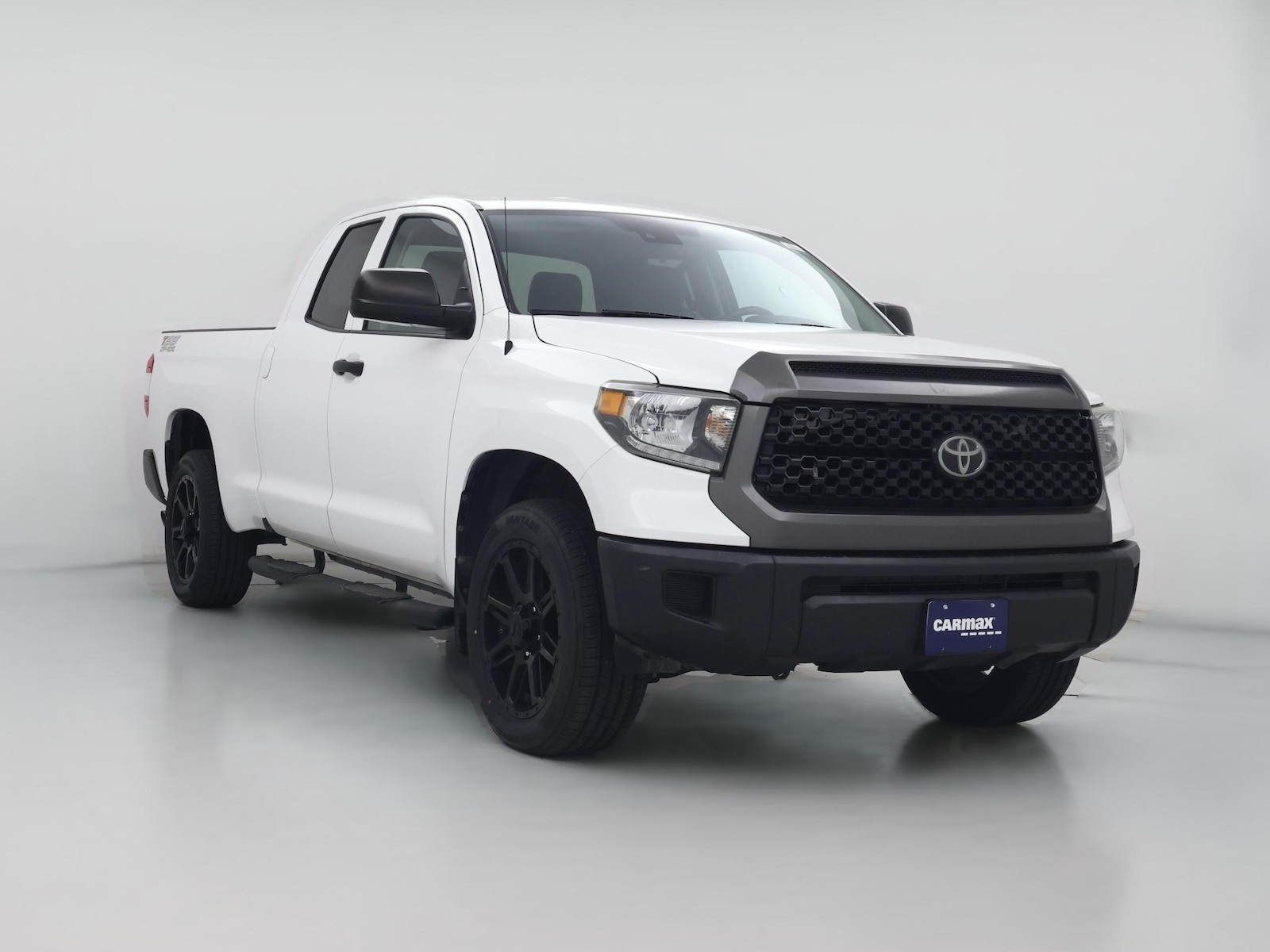 Bed Liner & Tow Hitch