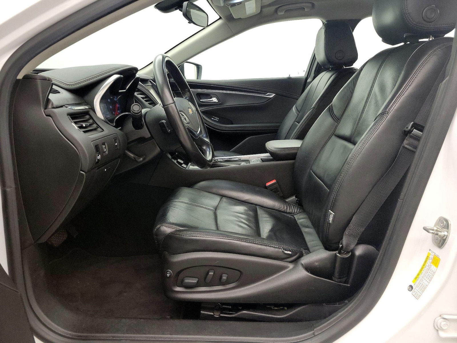 Power Seat(s) & Side Airbags