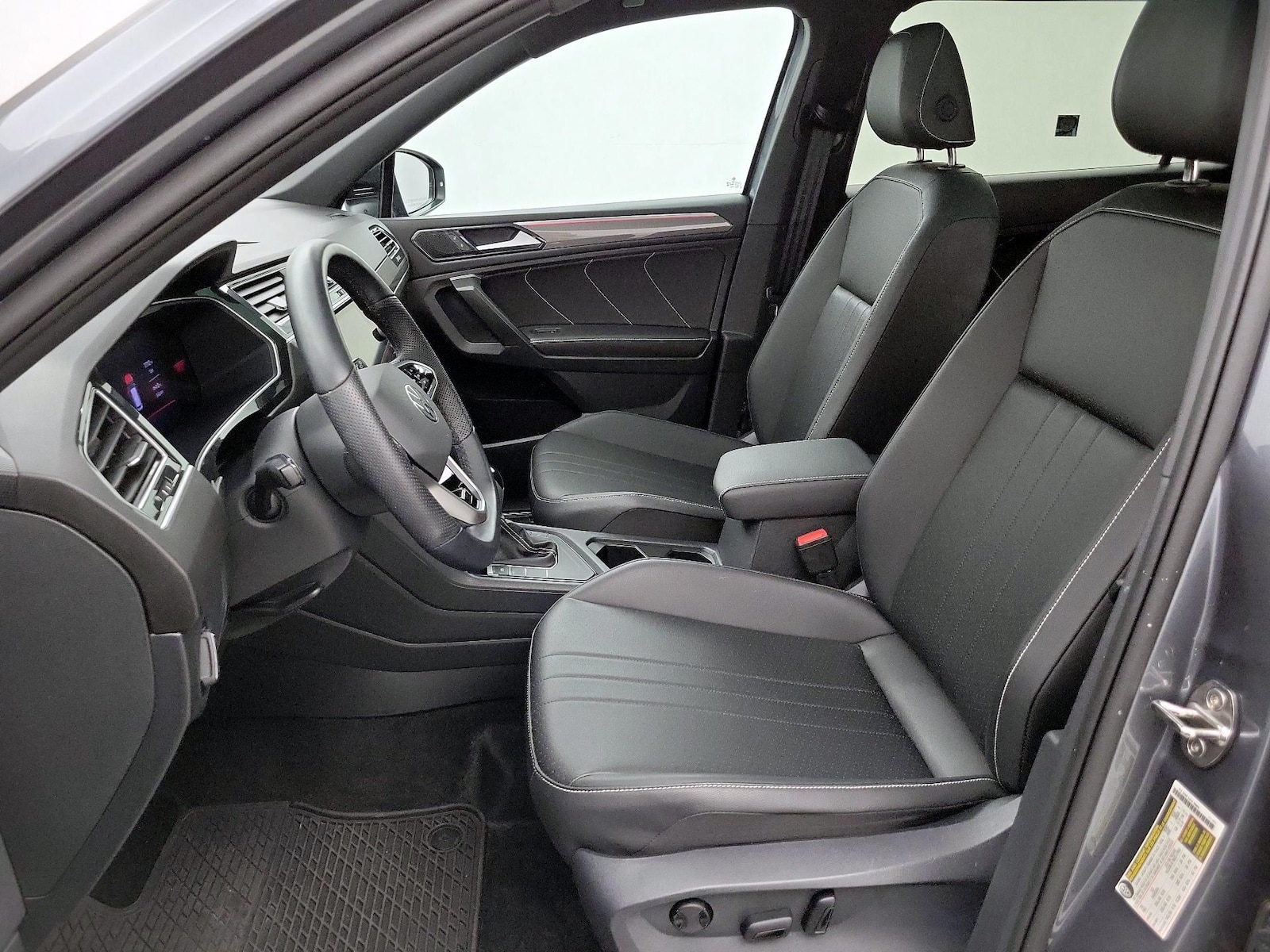 2024 Volkswagen Tiguan SE R-LINE BLACK - Photo 12