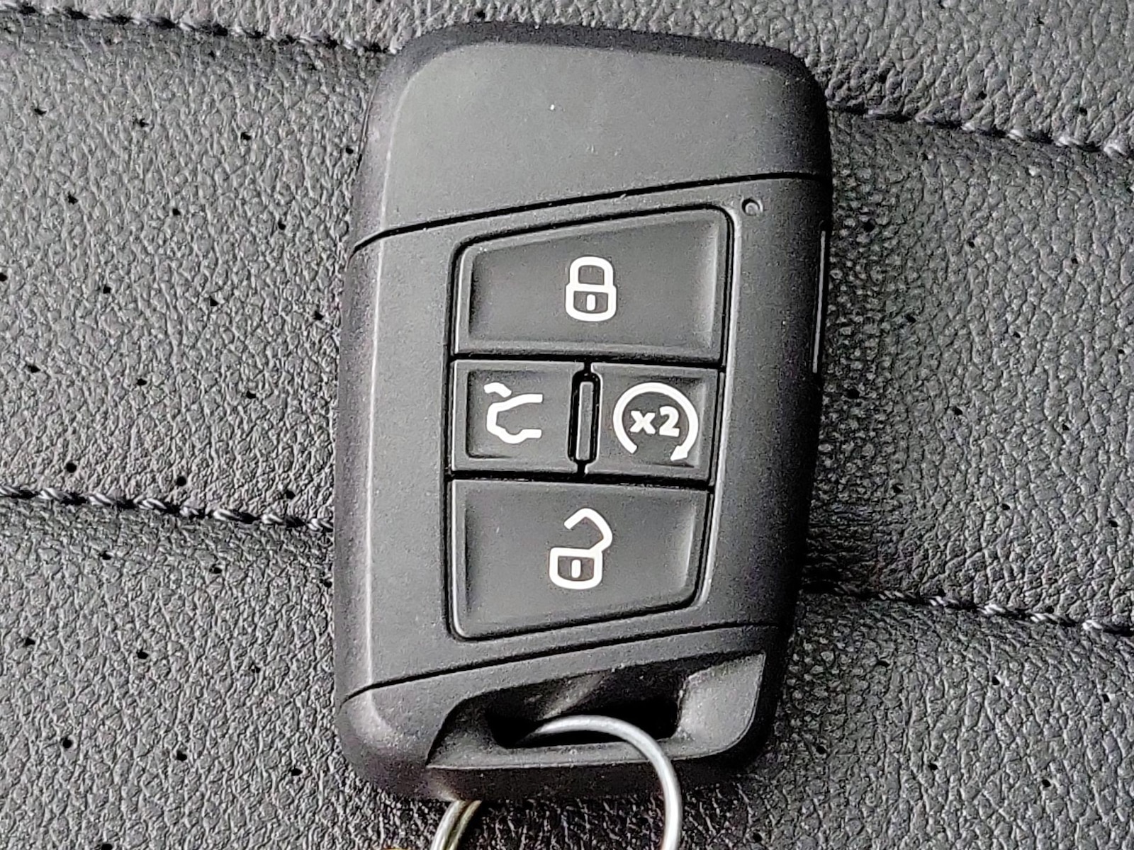 2024 Volkswagen Tiguan SE R-LINE BLACK - Photo 26