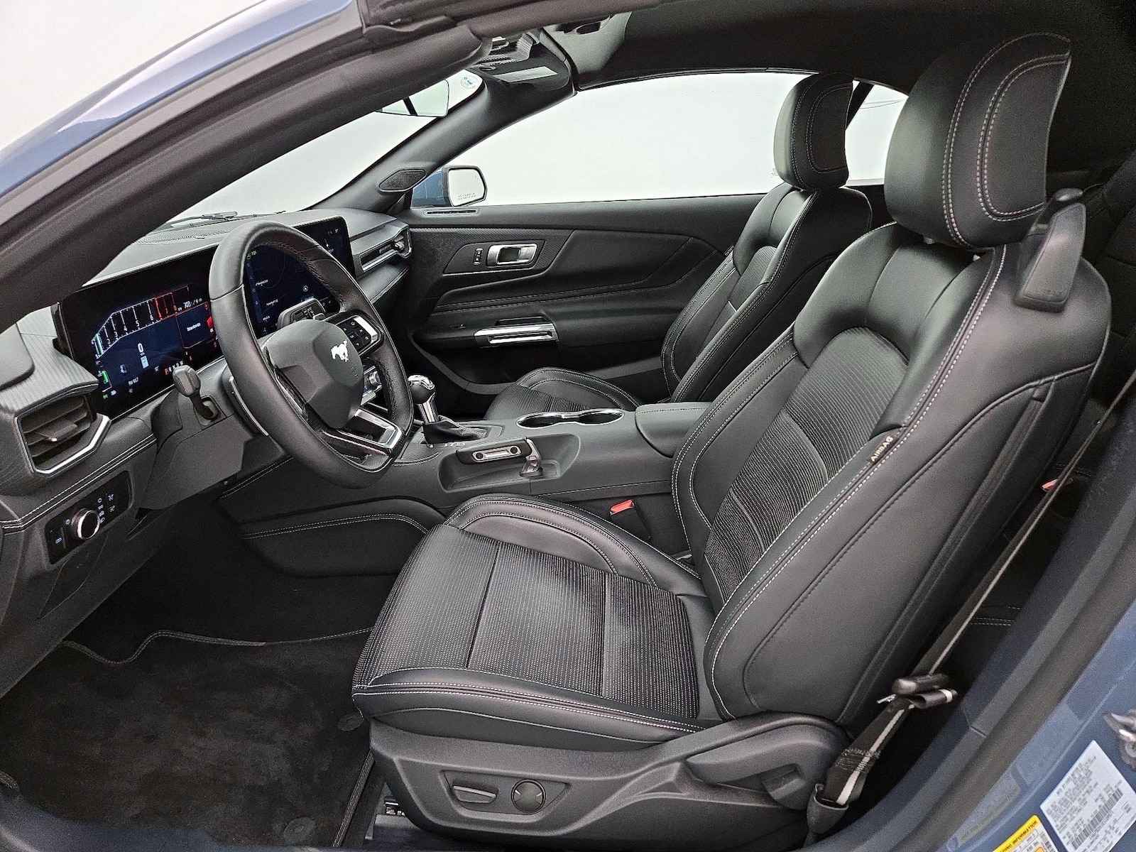 2024 Ford Mustang EcoBoost Premium - Photo 12