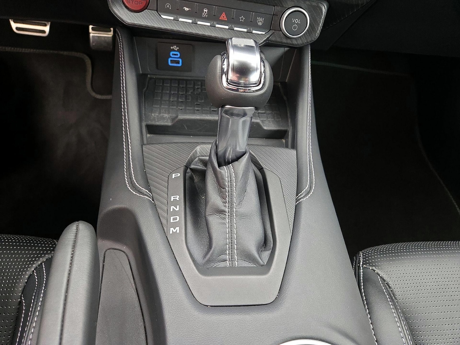 2024 Ford Mustang EcoBoost Premium - Photo 19