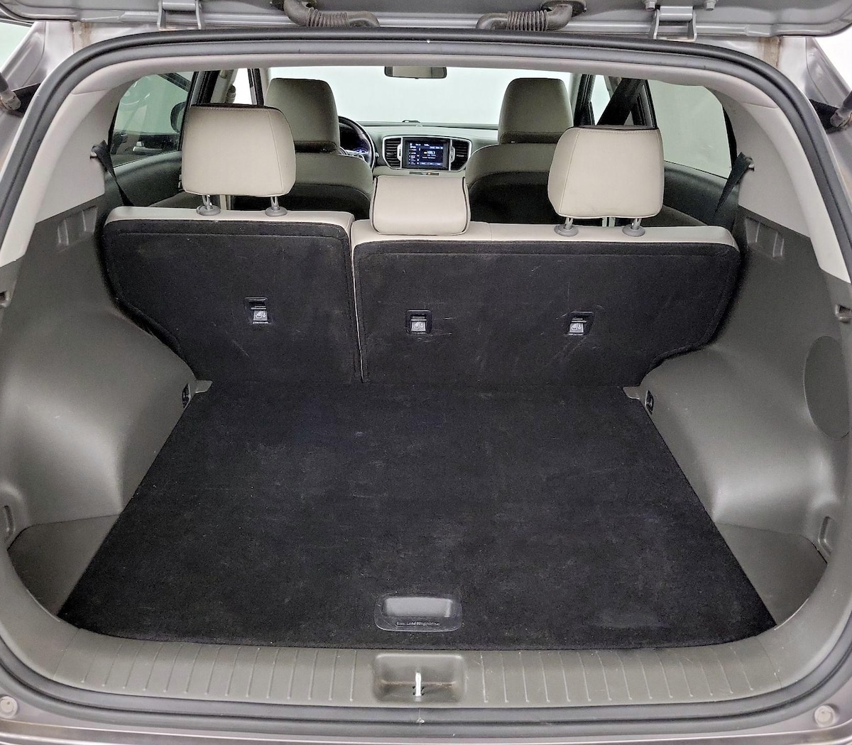 Trunk/Cargo (Seats Up)