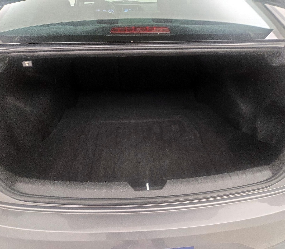 Trunk/Cargo (Seats Up)