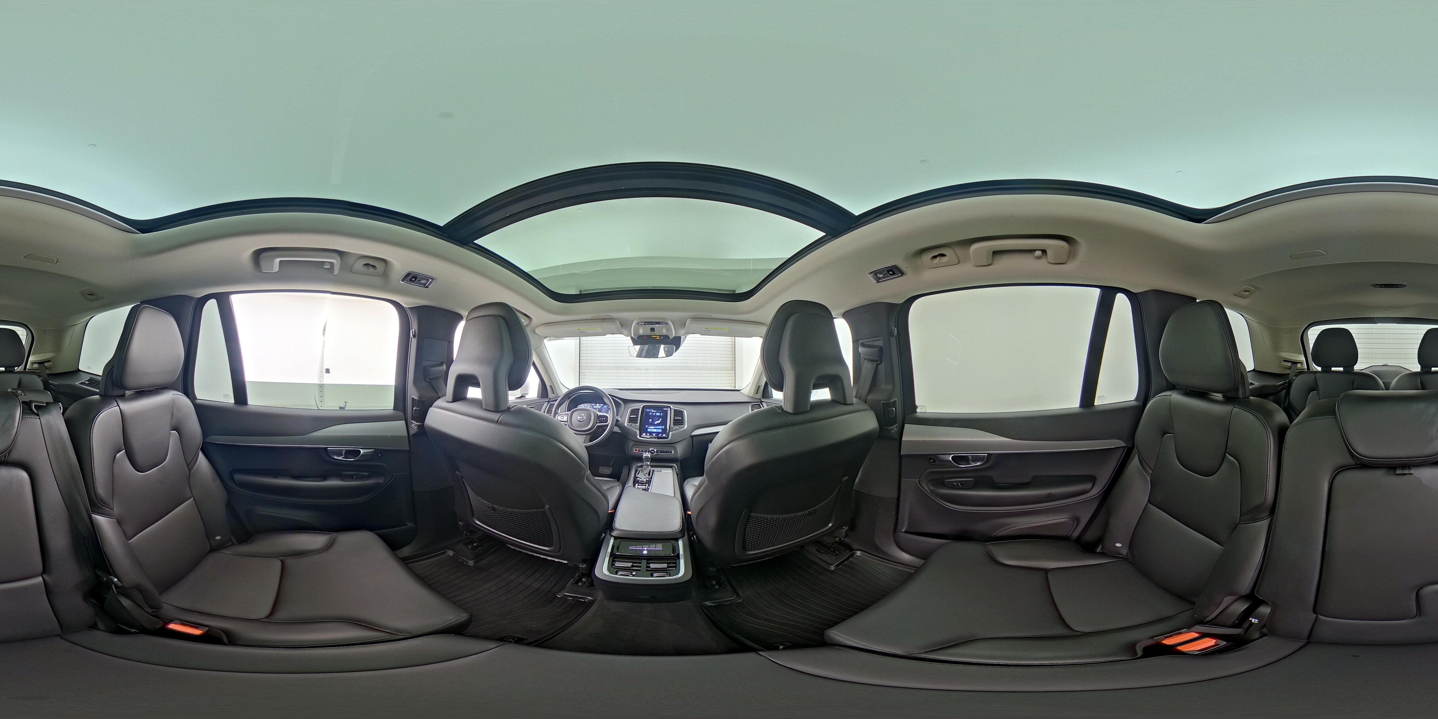 2021 Volvo XC90 Momentum - Photo 29