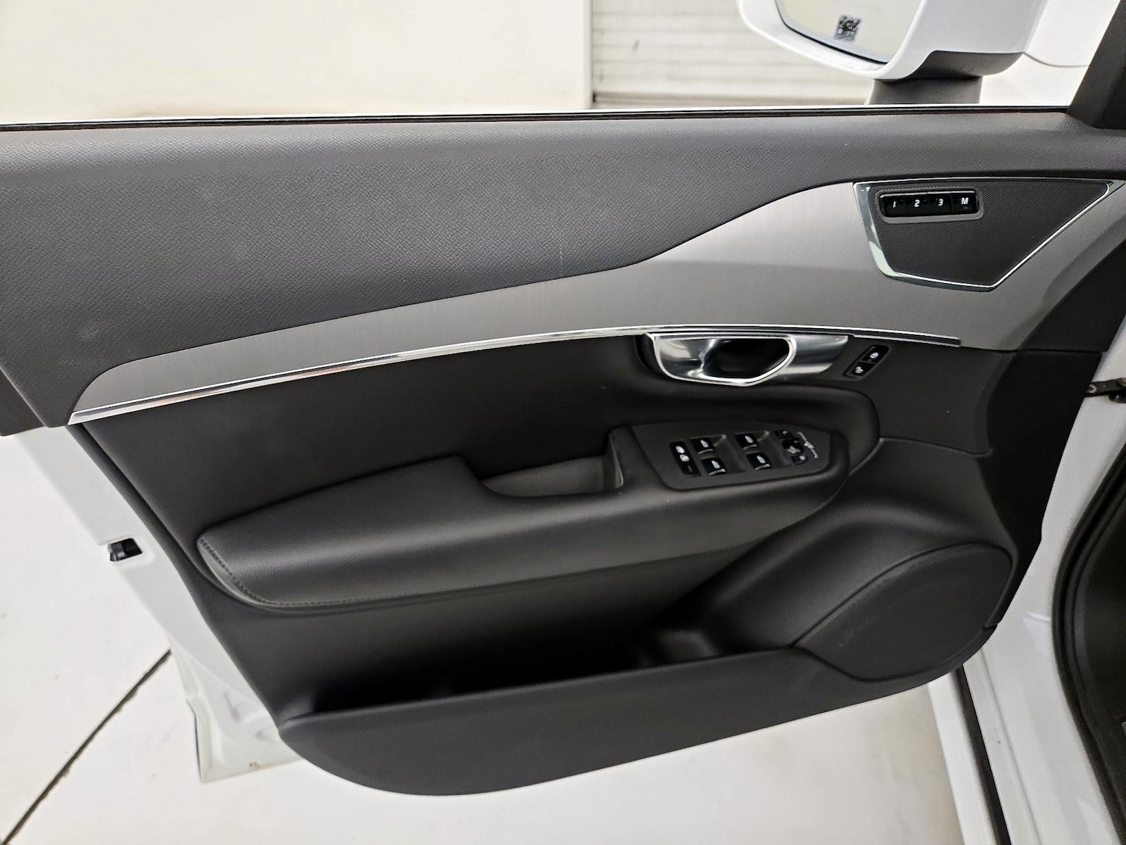 2021 Volvo XC90 Momentum - Photo 13