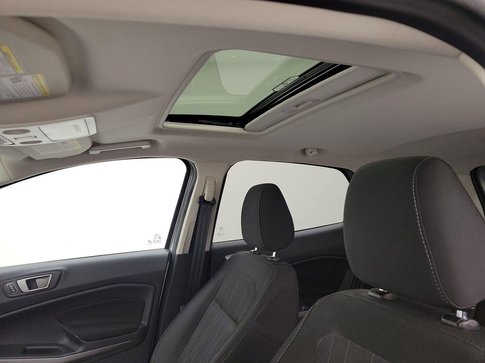 Sunroof(s) & Overhead Airbags