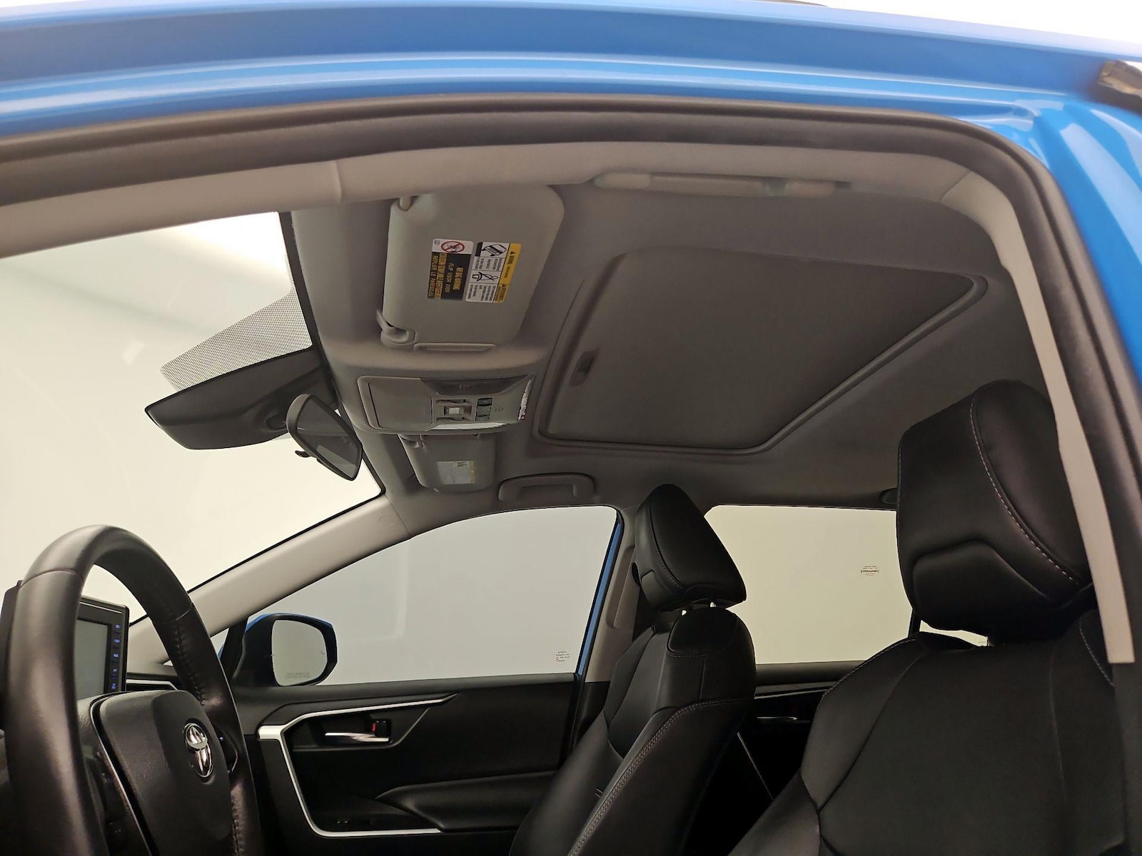 Sunroof(s) & Overhead Airbags