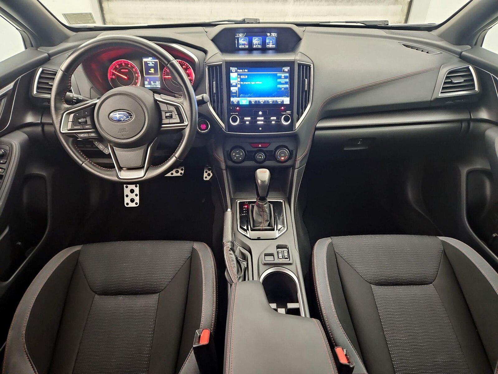 Apple CarPlay® & Android Auto™
