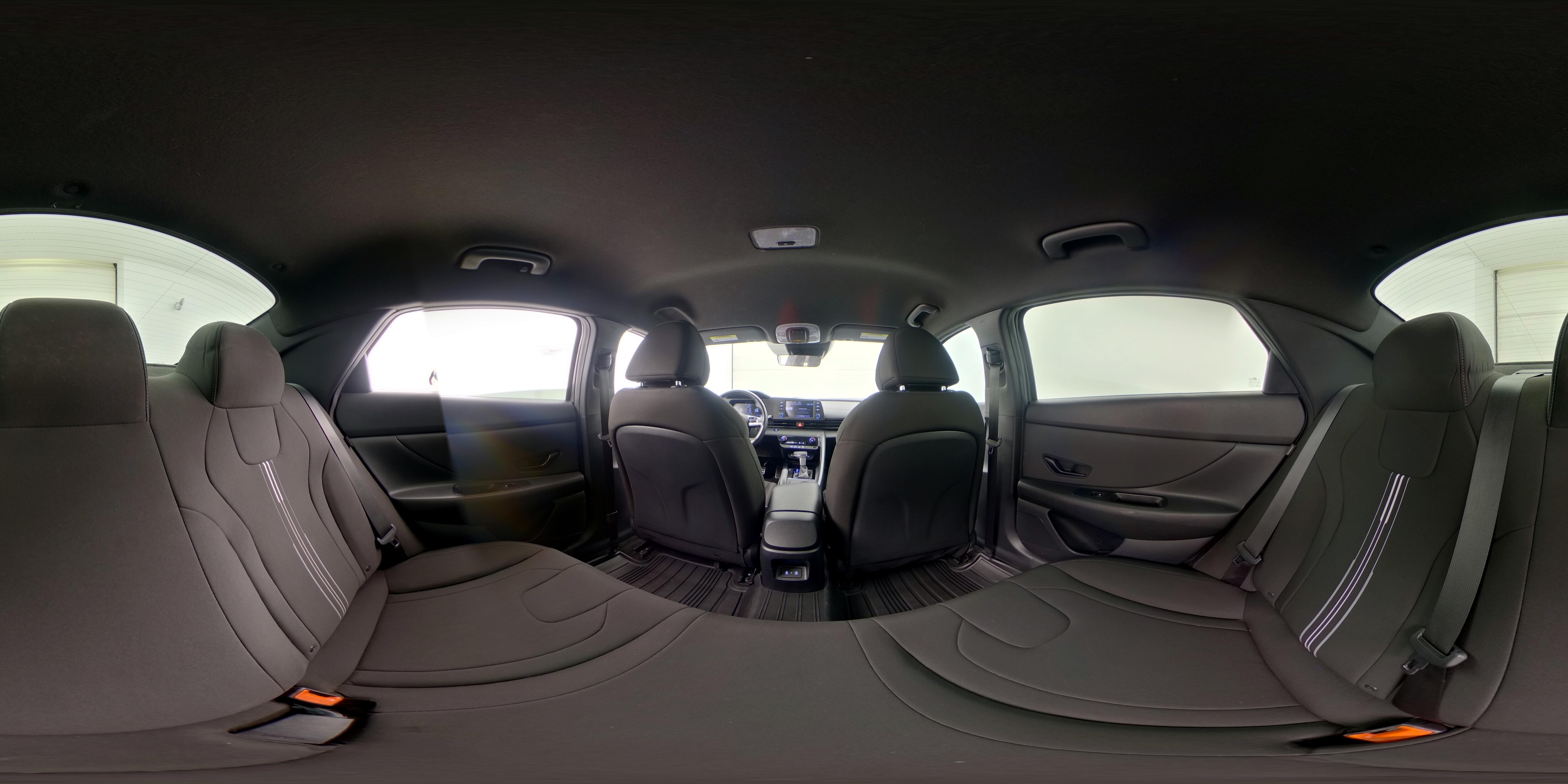2025 Hyundai Elantra SEL - Photo 25