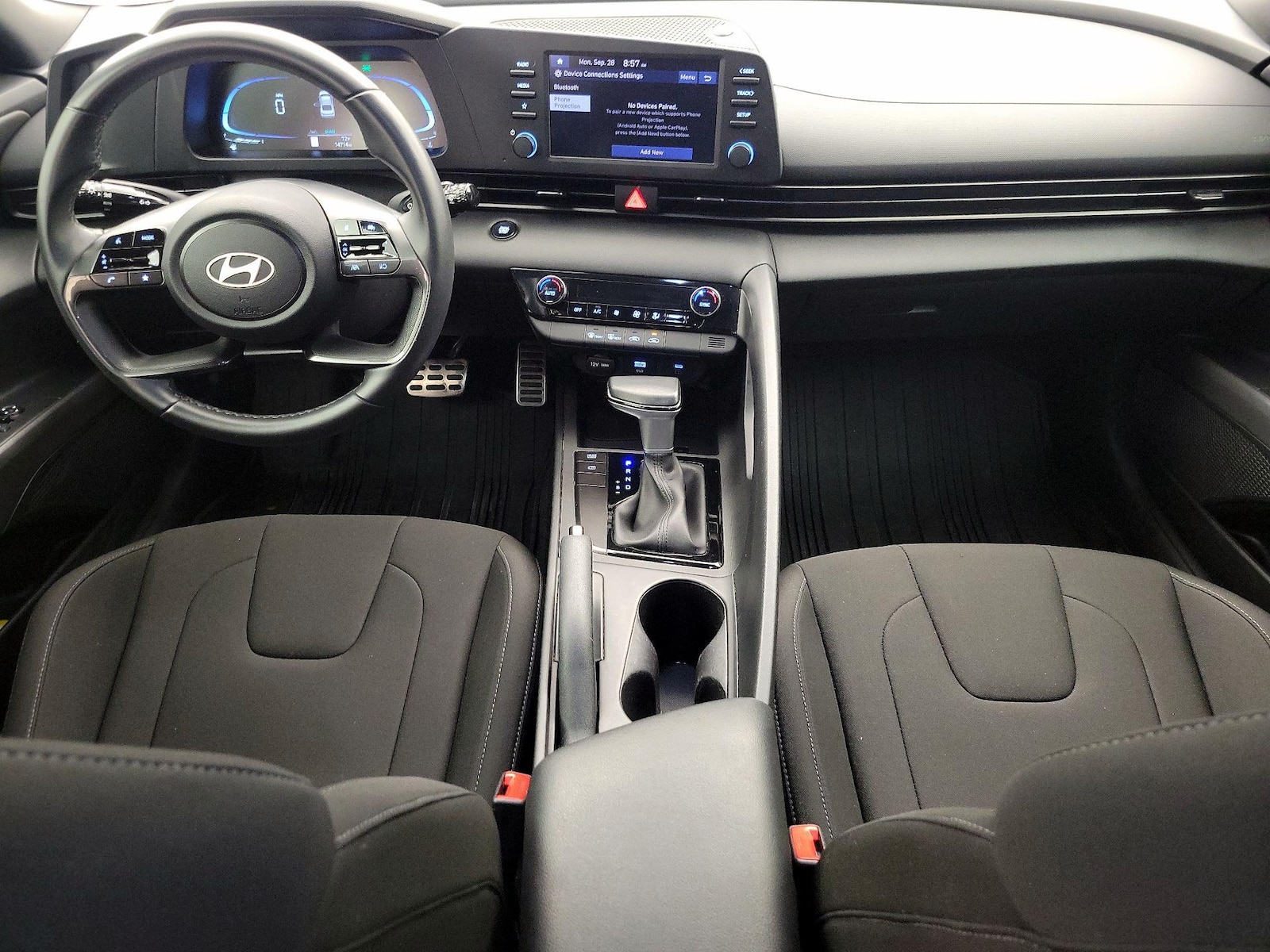 Apple CarPlay® & Android Auto™