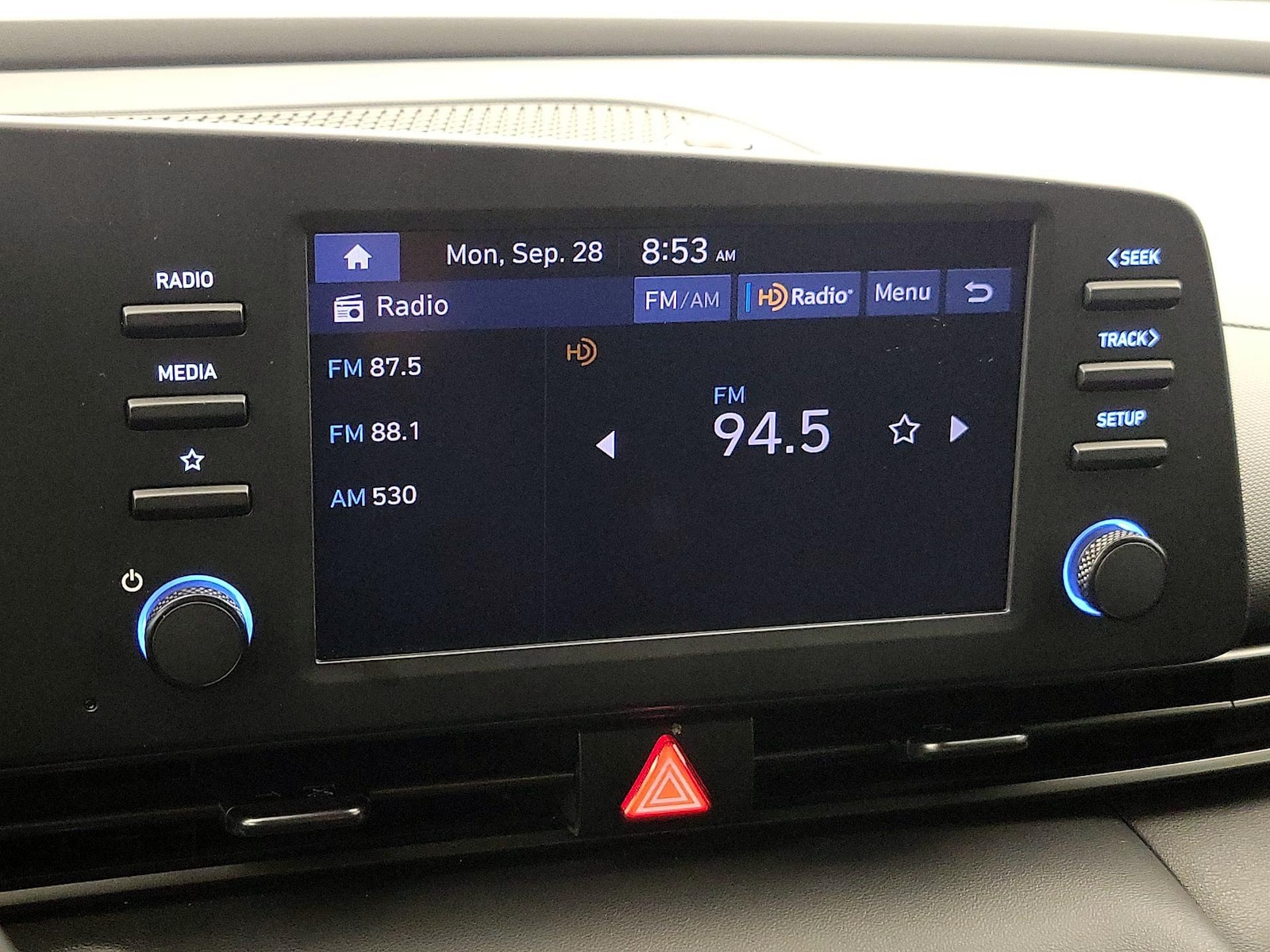 2025 Hyundai Elantra SEL - Photo 16