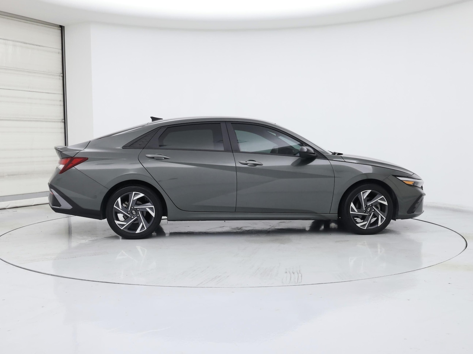2025 Hyundai Elantra SEL - Photo 8