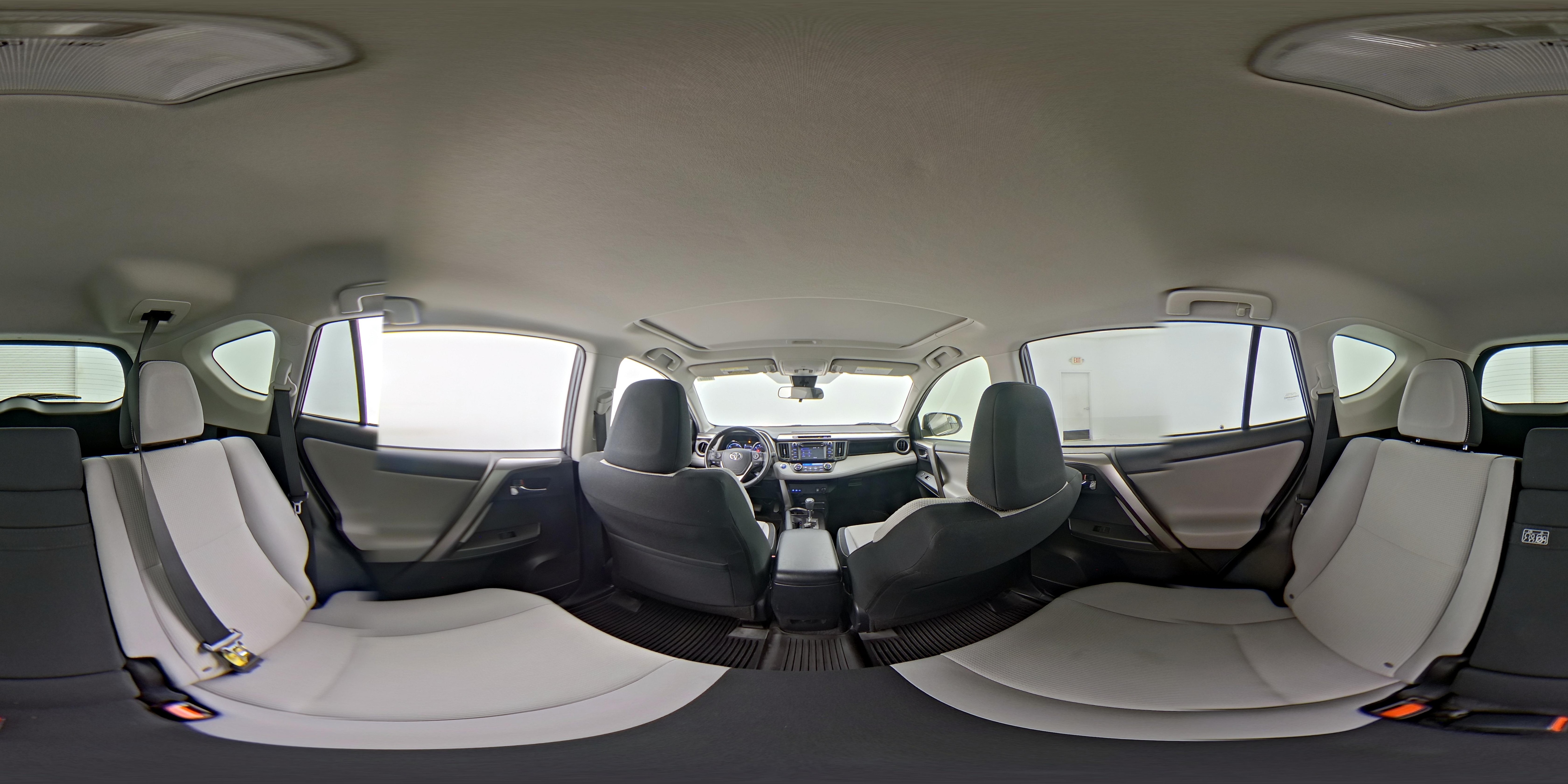 2018 Toyota RAV4 XLE - Photo 26