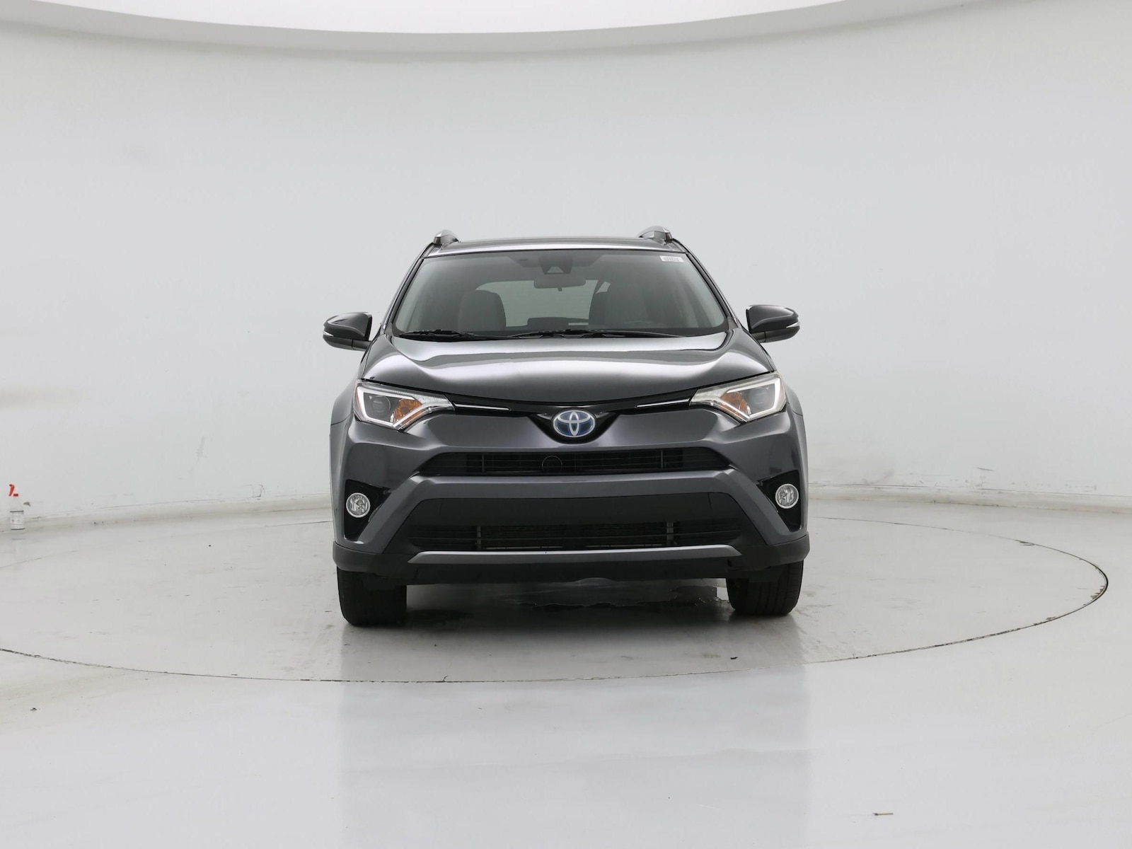 2018 Toyota RAV4 XLE - Photo 6