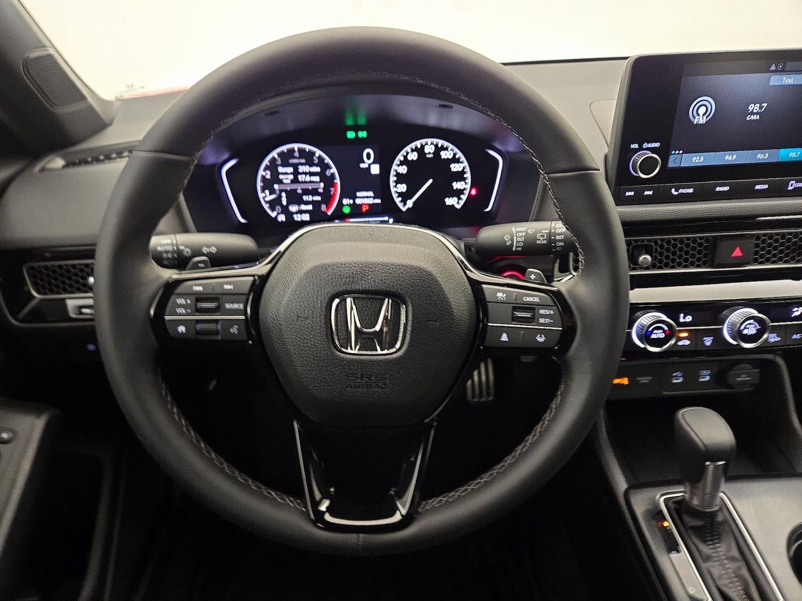 2026 Honda Civic Hatchback Sport - Photo 11