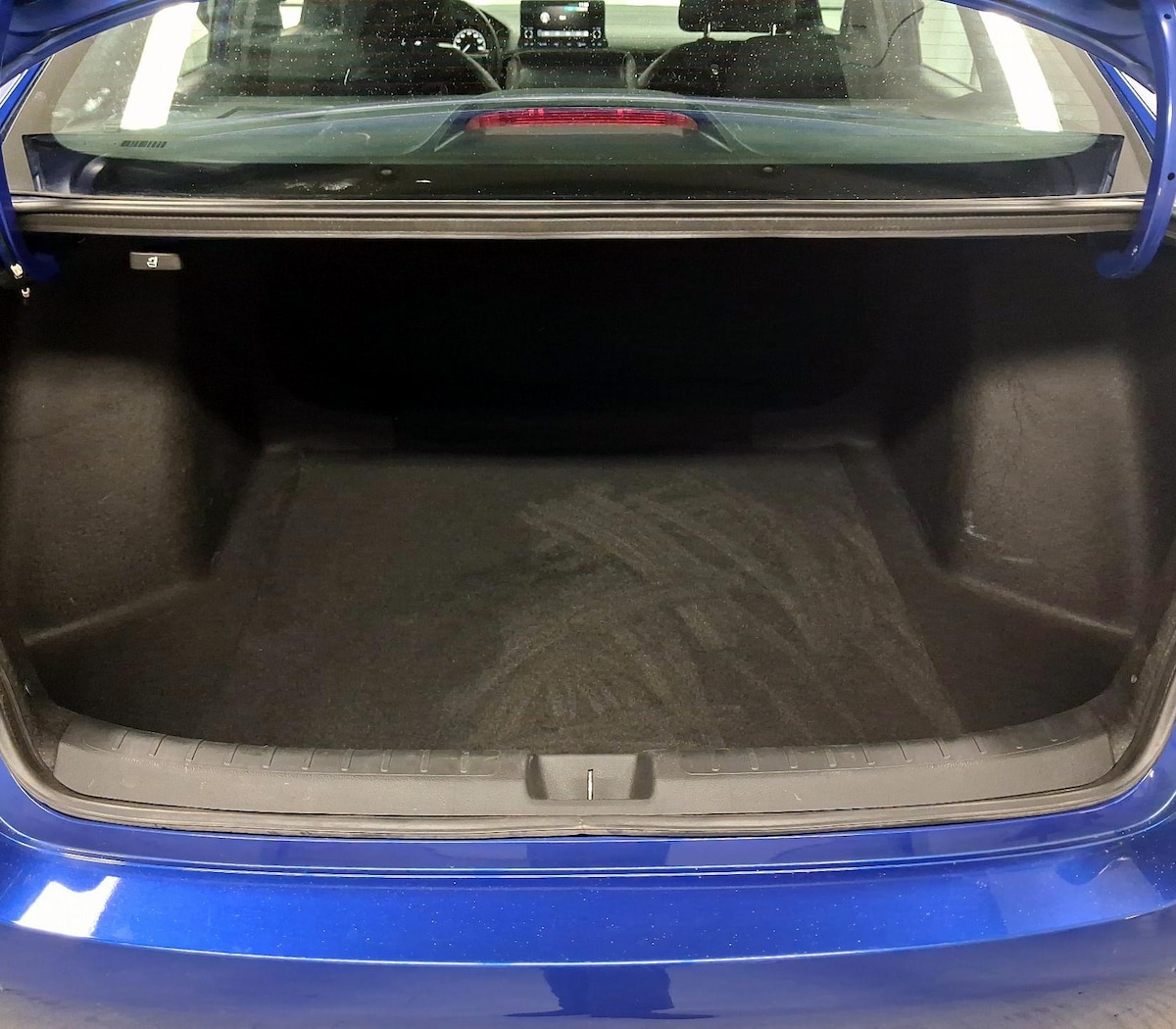 Trunk/Cargo (Seats Up)
