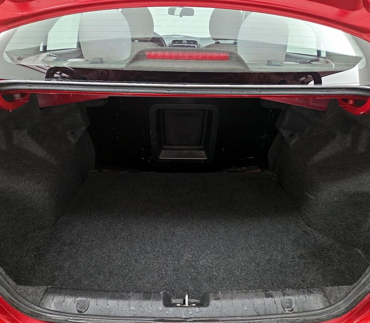 Trunk/Cargo (Seats Up)