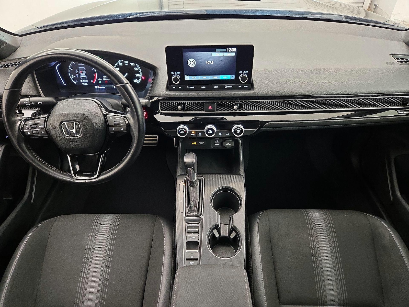 Apple CarPlay® & Android Auto™