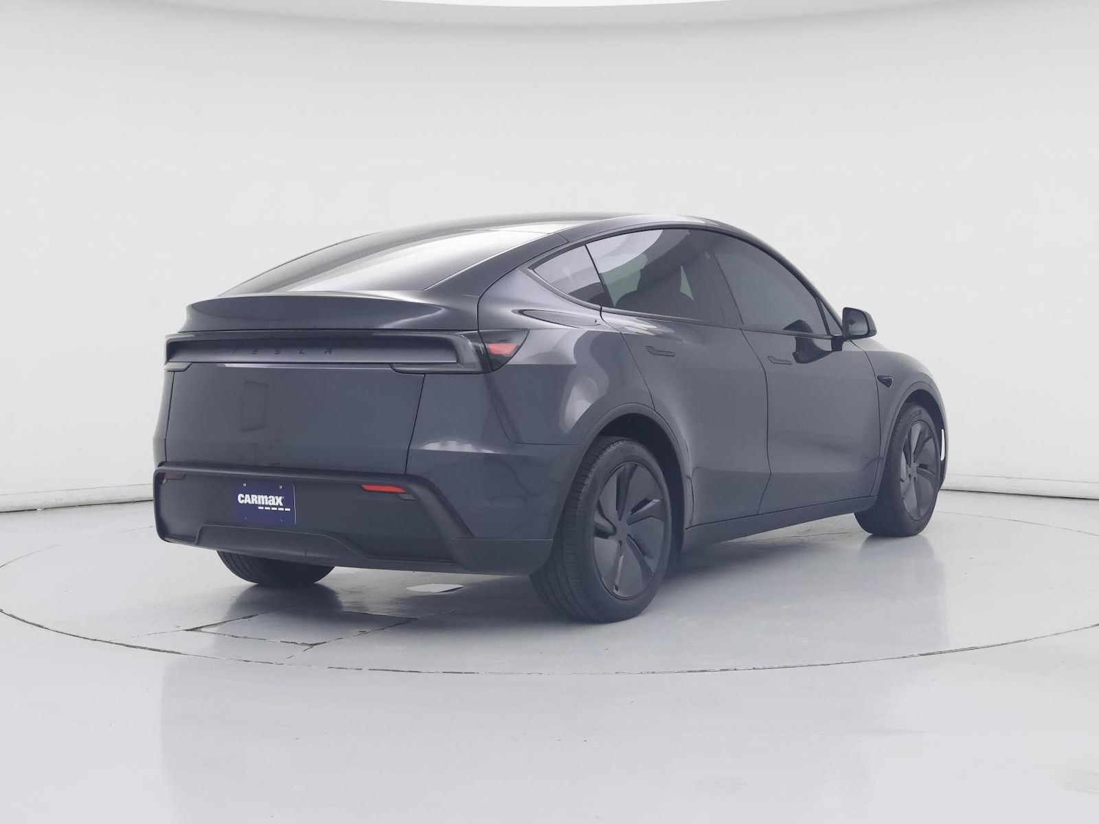 2026 Tesla Model Y Long Range - Photo 9
