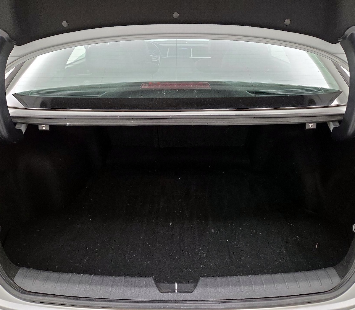 Trunk/Cargo (Seats Up)