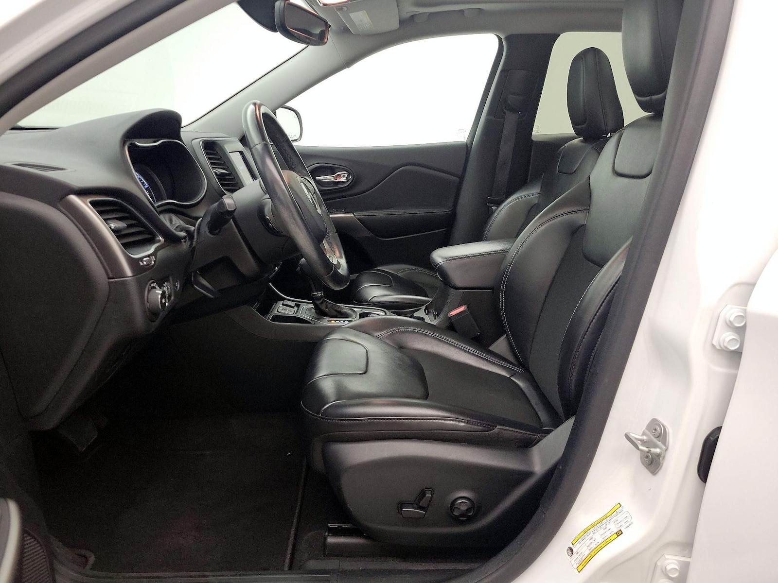 Power Seat(s) & Side Airbags
