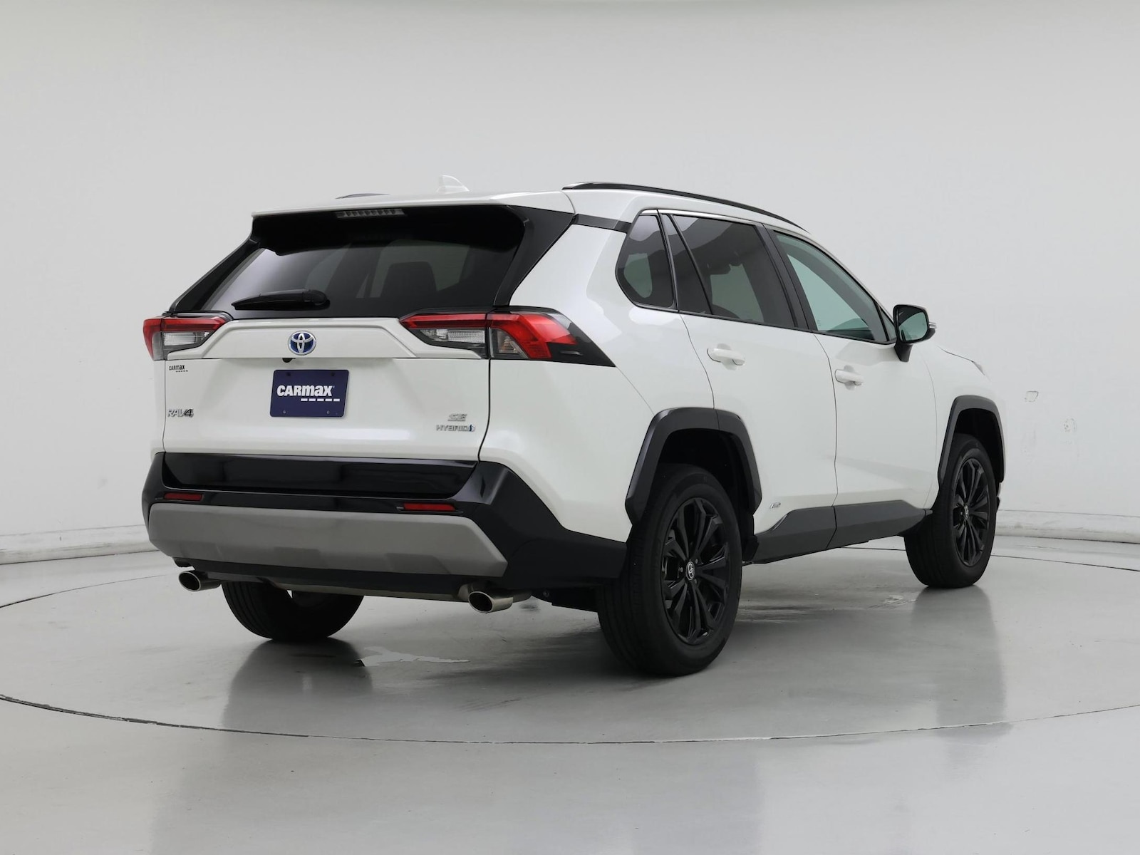 2022 Toyota RAV4 SE - Photo 9