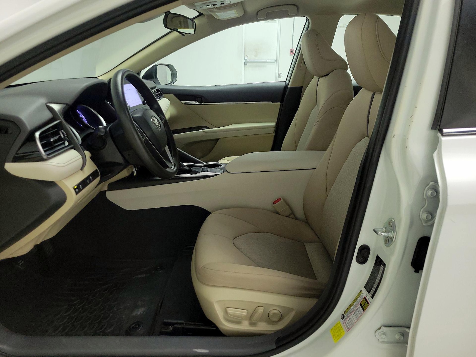 Power Seat(s) & Side Airbags