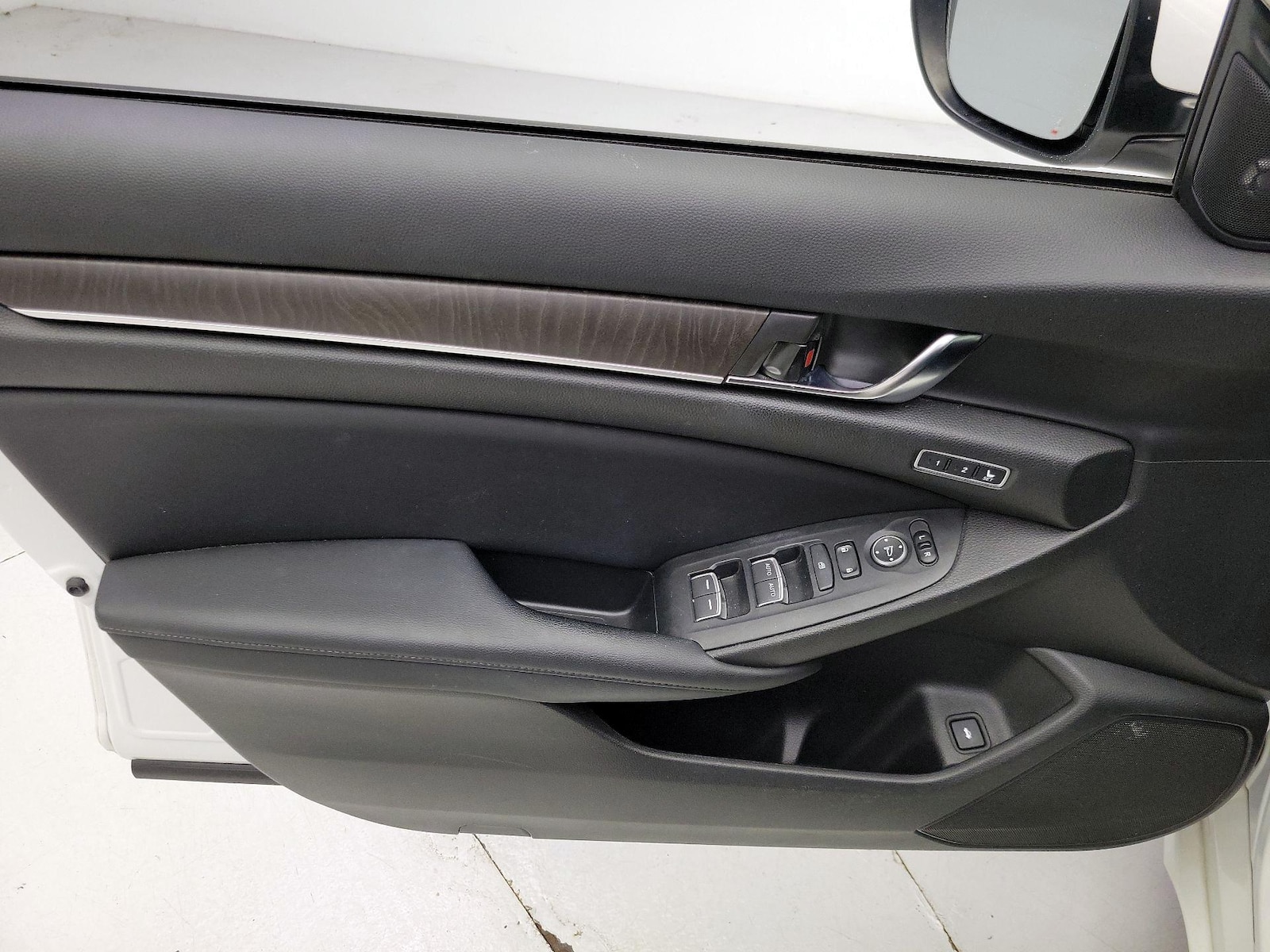 2018 Honda Accord EX-L - Photo 13