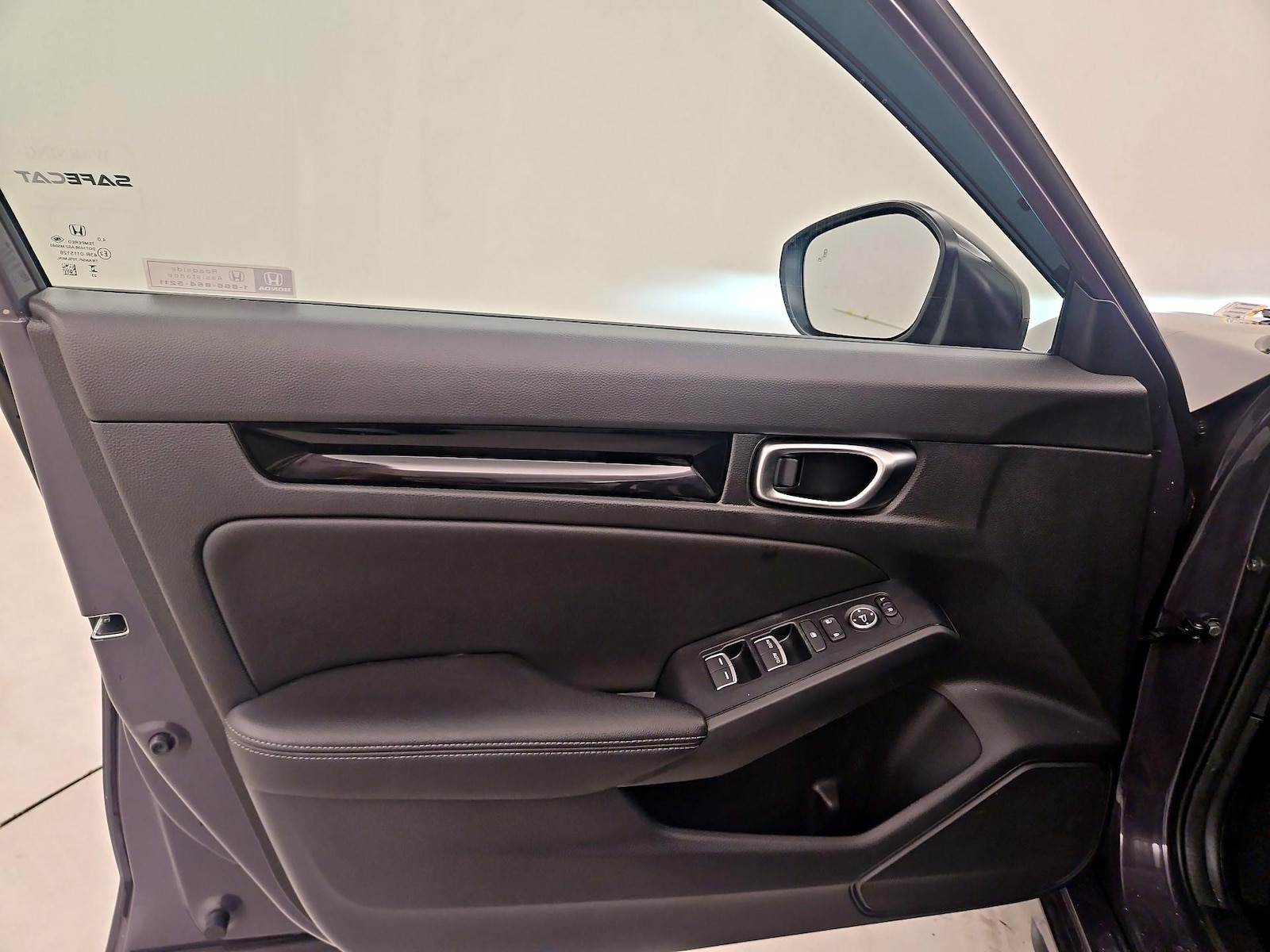 2024 Honda Civic Hatchback EX-L - Photo 13