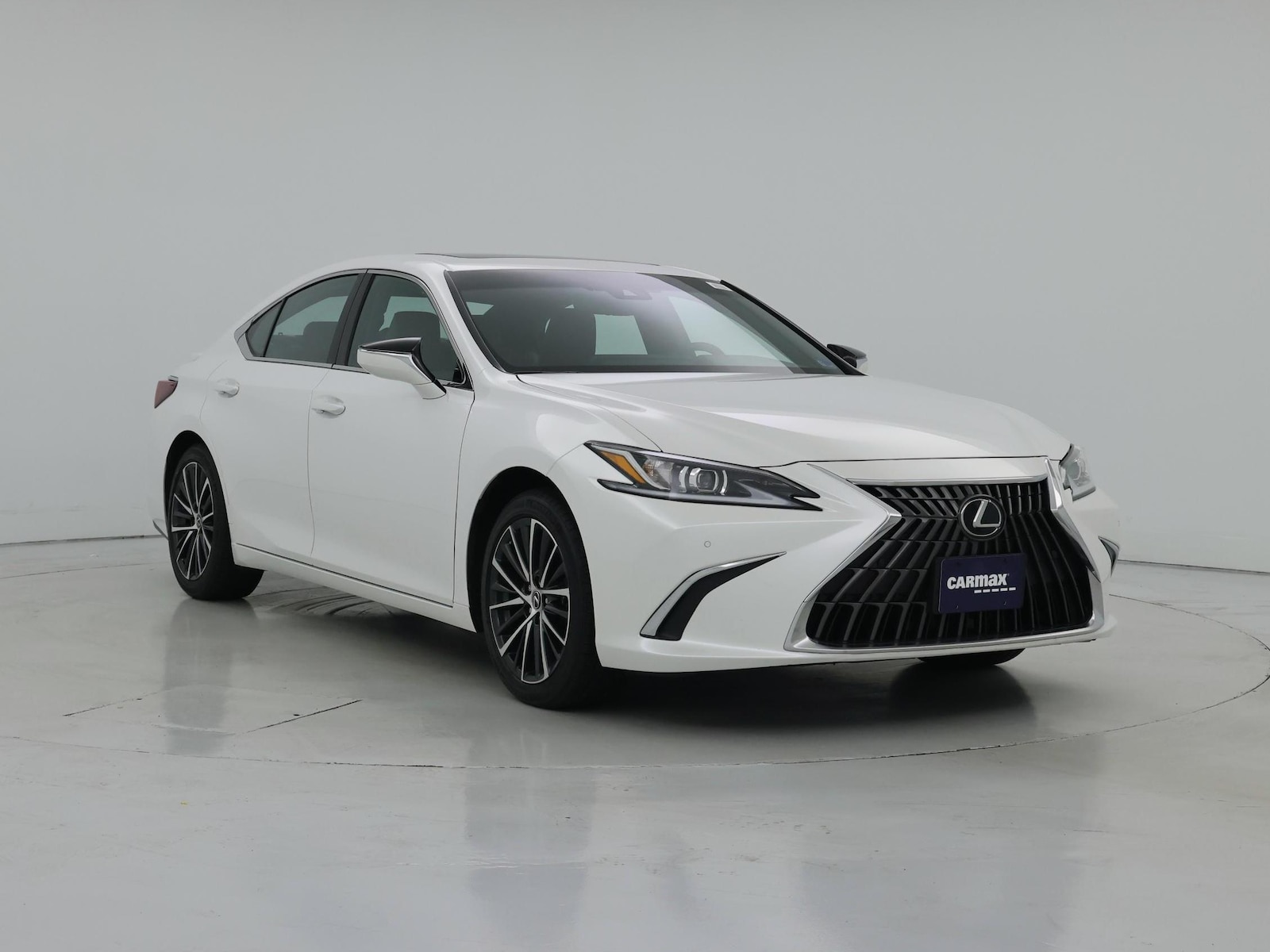 2023 Lexus ES 350 - Photo 2
