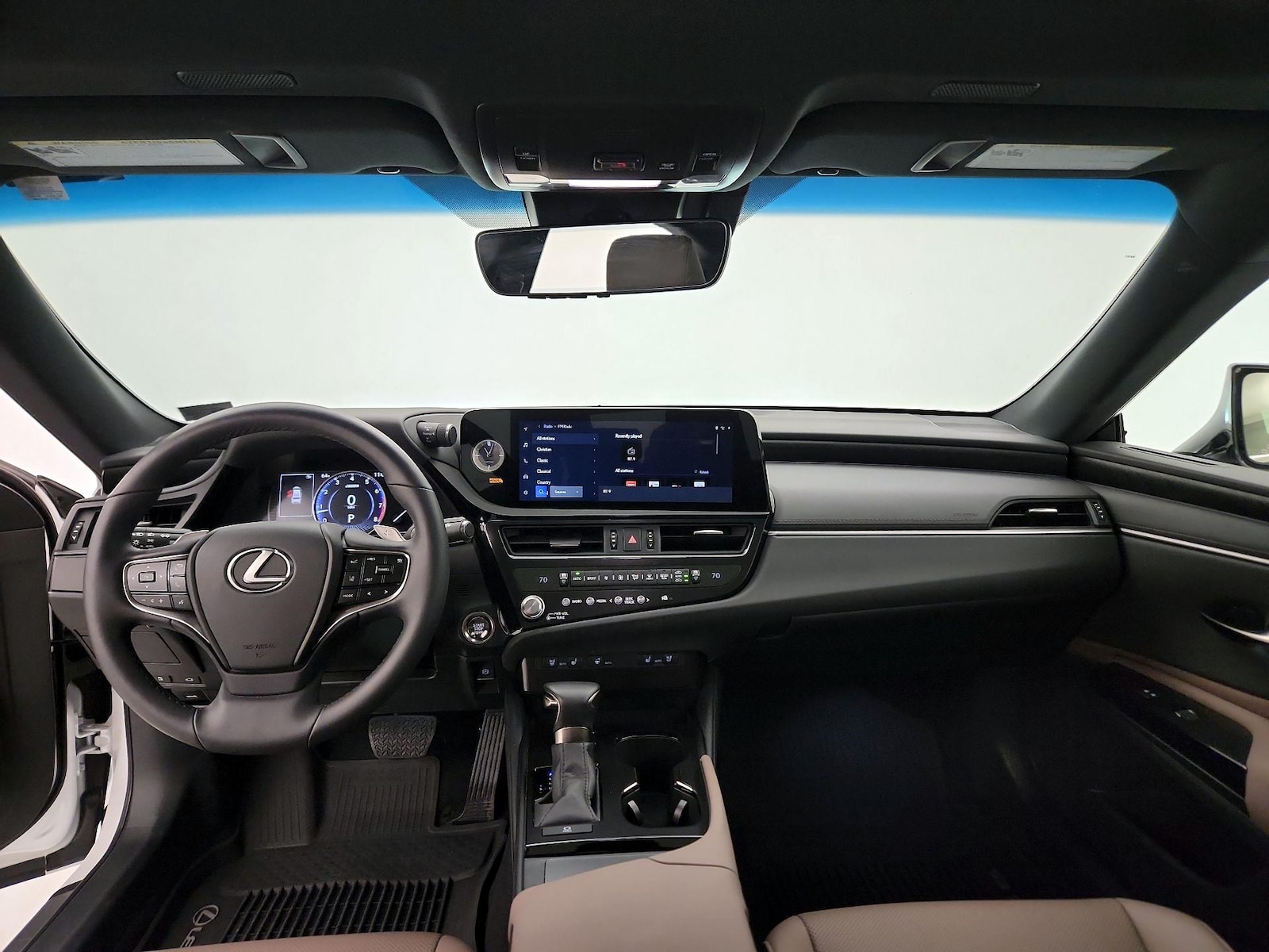 2023 Lexus ES 350 - Photo 10