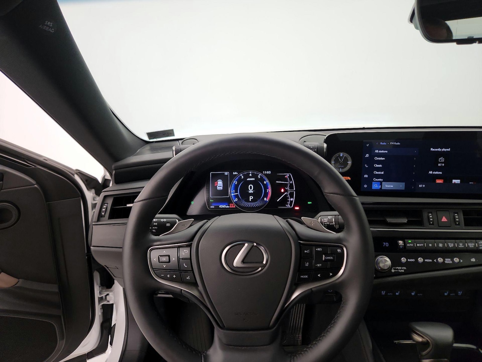 2023 Lexus ES 350 - Photo 11