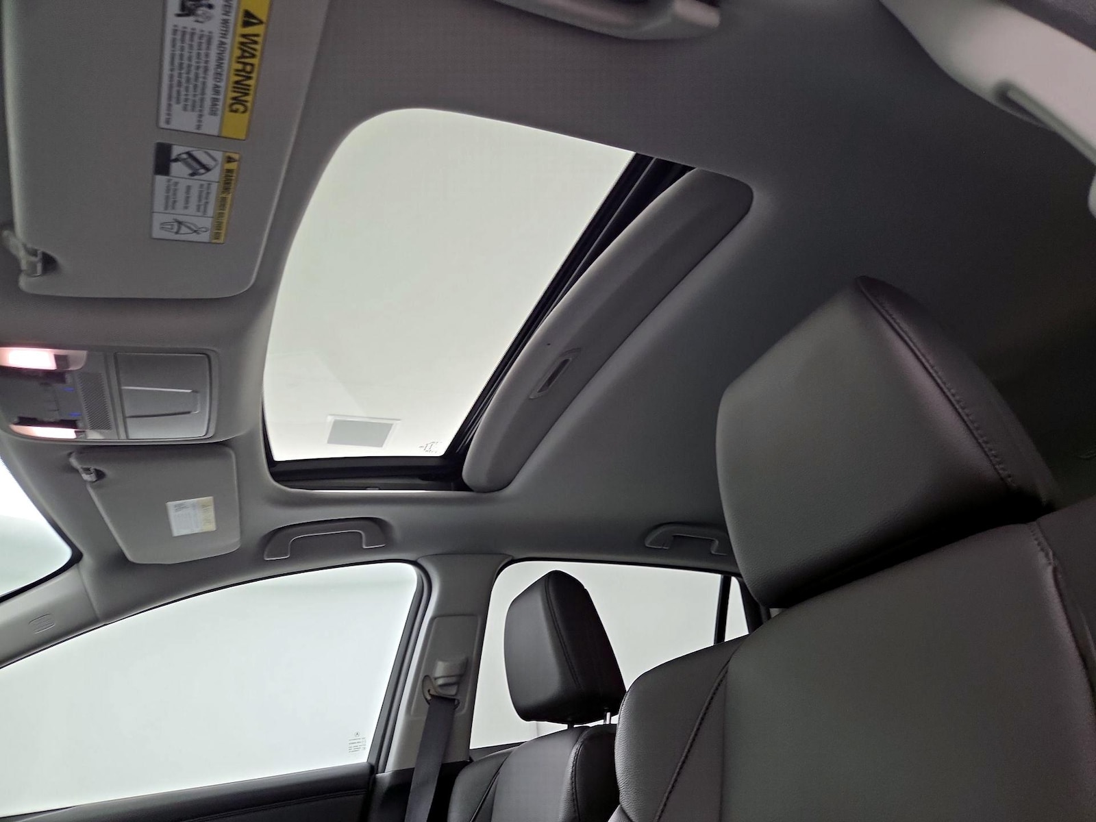 Sunroof(s) & Overhead Airbags