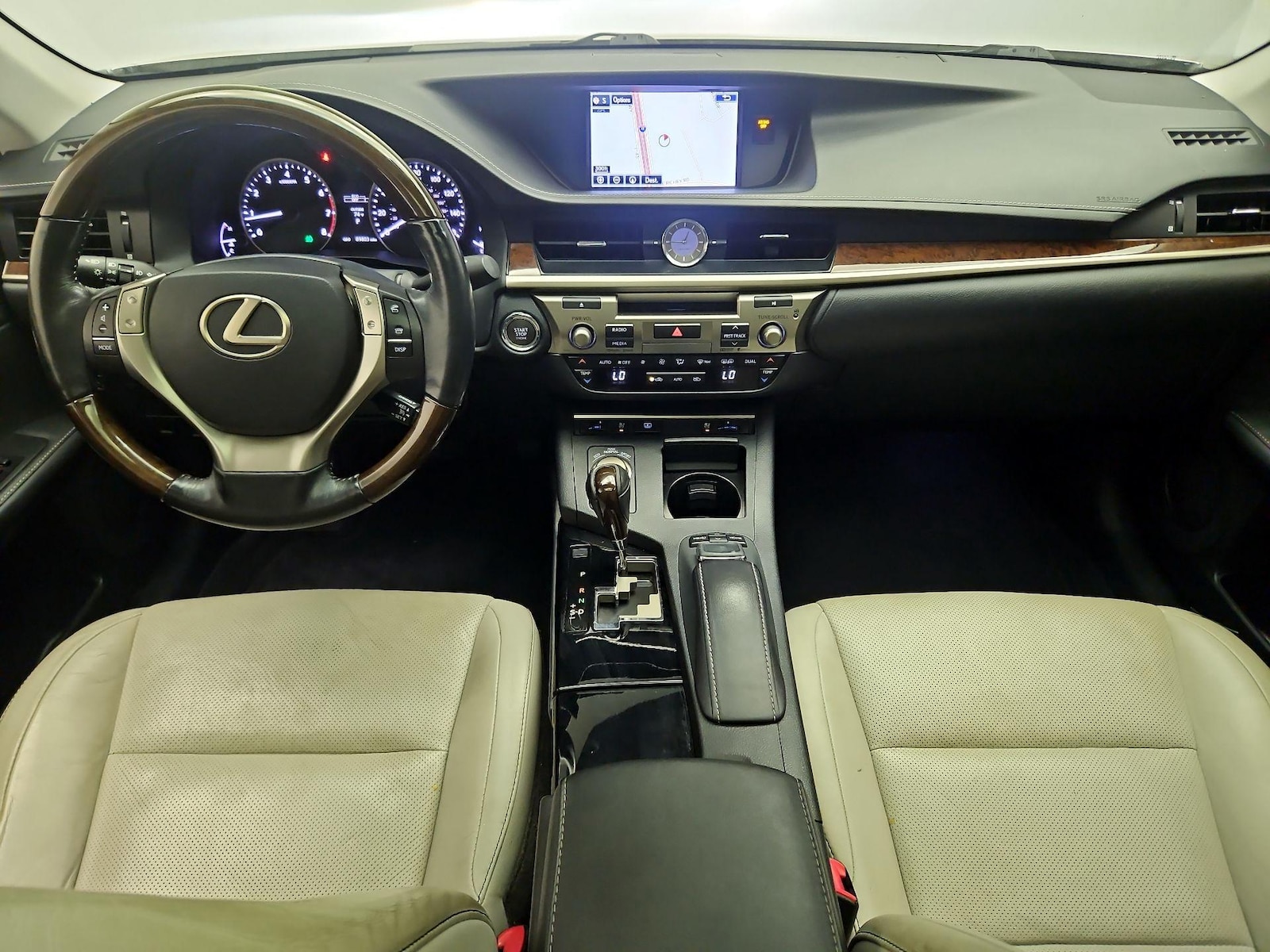 2015 Lexus ES 350 - Photo 10