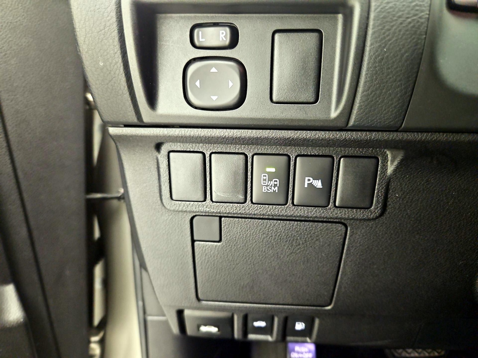 2015 Lexus ES 350 - Photo 14